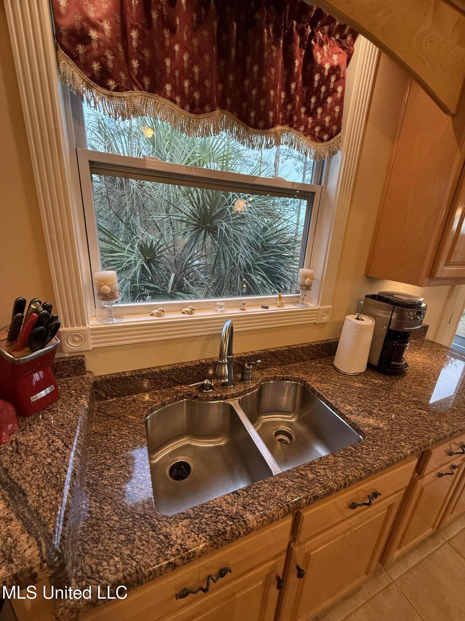6301 Mary Mahoney Drive, Ocean Springs, Mississippi image 36