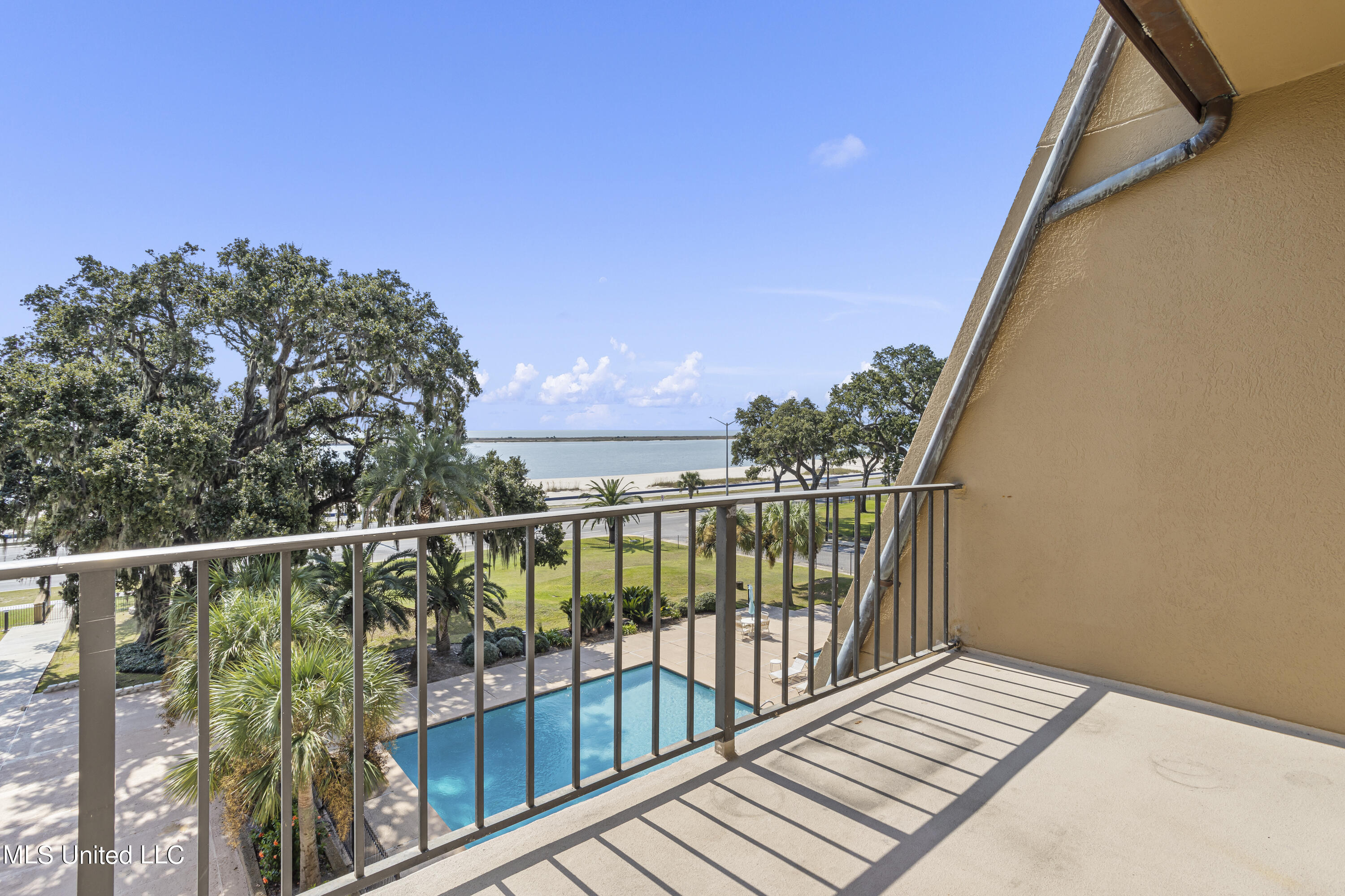 520 Beach Boulevard #404, Biloxi, Mississippi image 13