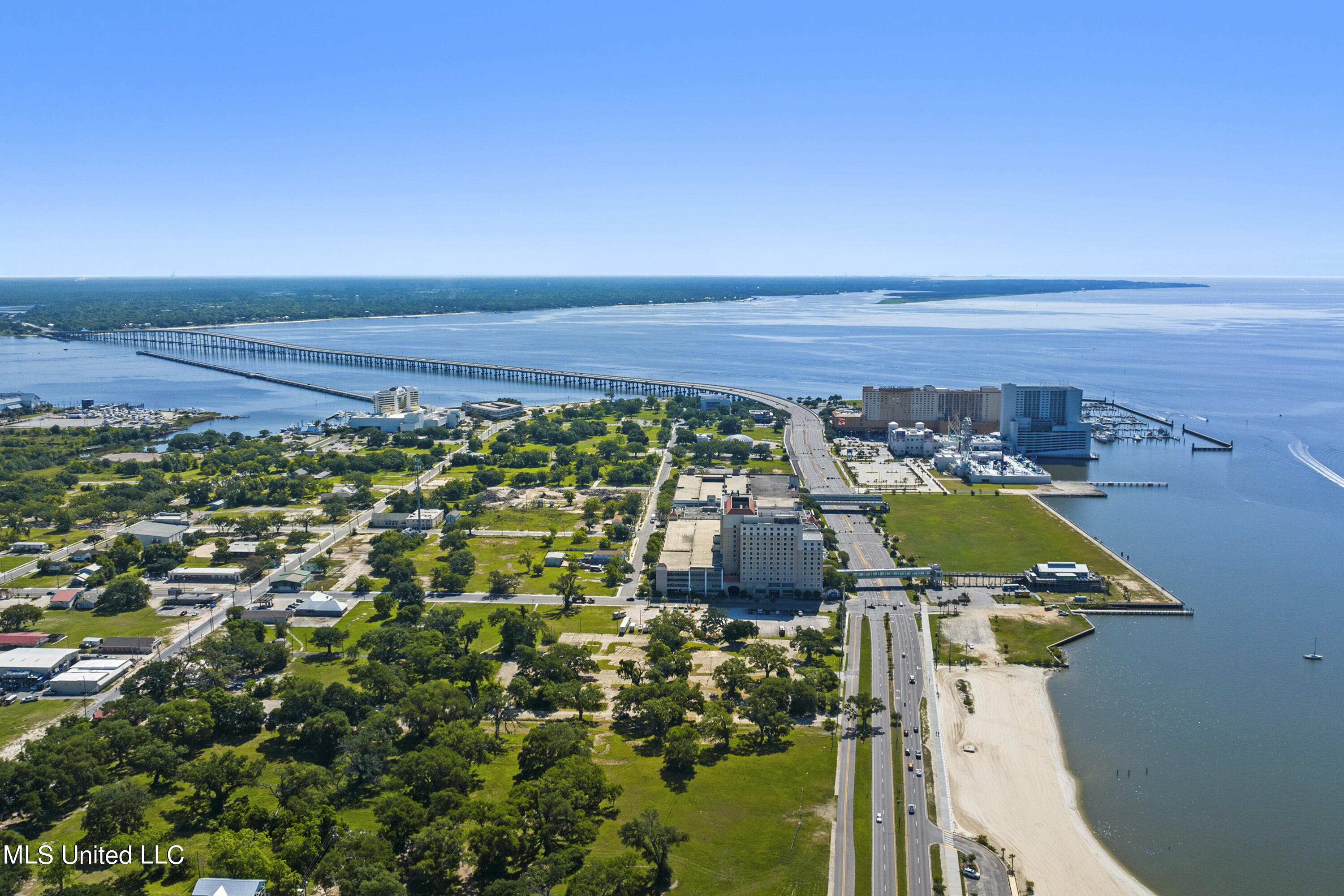 520 Beach Boulevard #404, Biloxi, Mississippi image 32