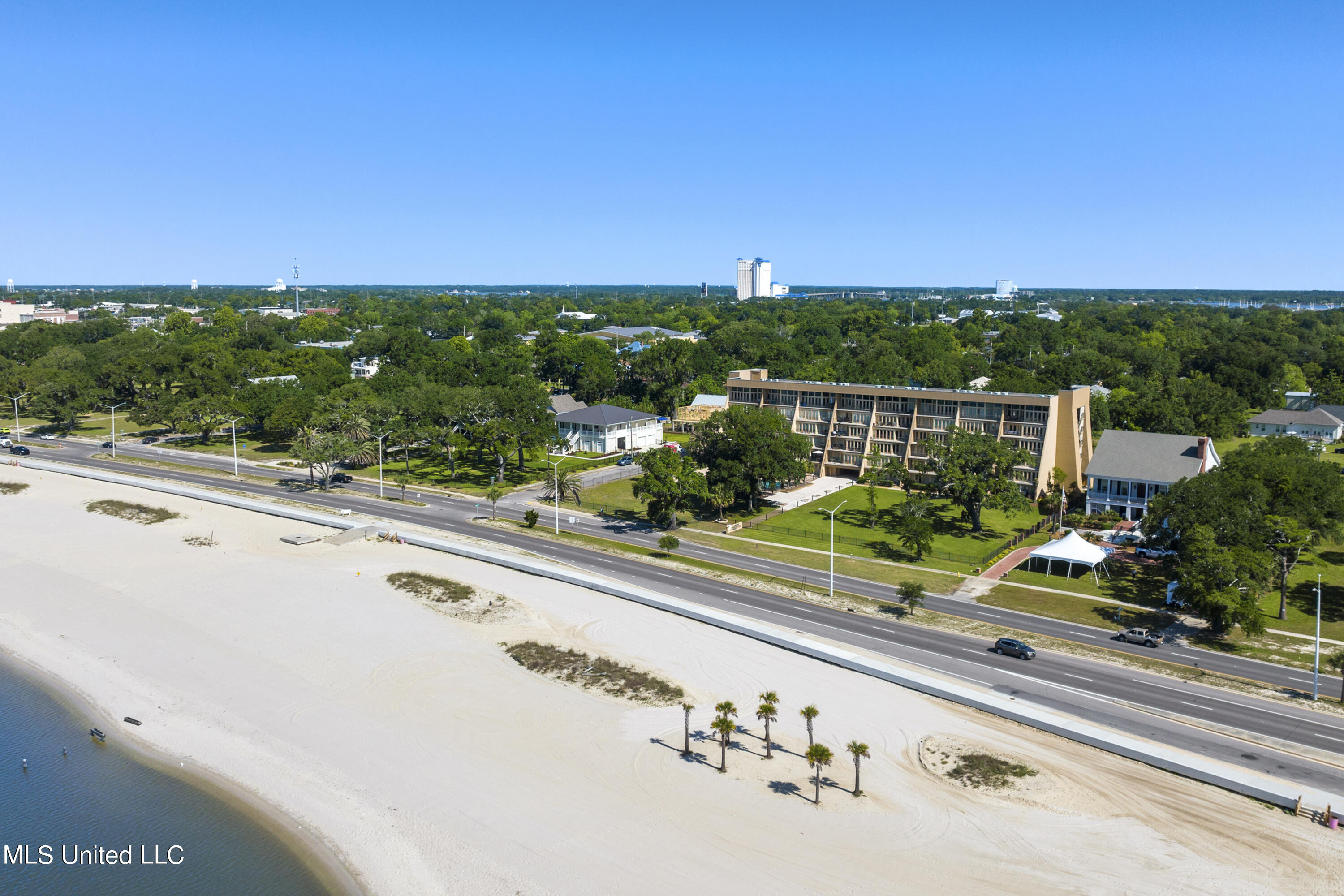 520 Beach Boulevard #404, Biloxi, Mississippi image 31