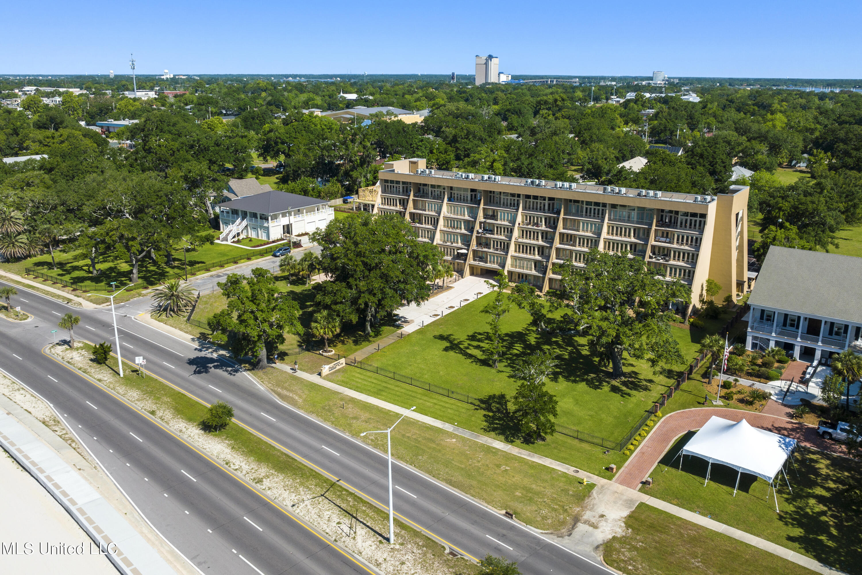 520 Beach Boulevard #404, Biloxi, Mississippi image 34