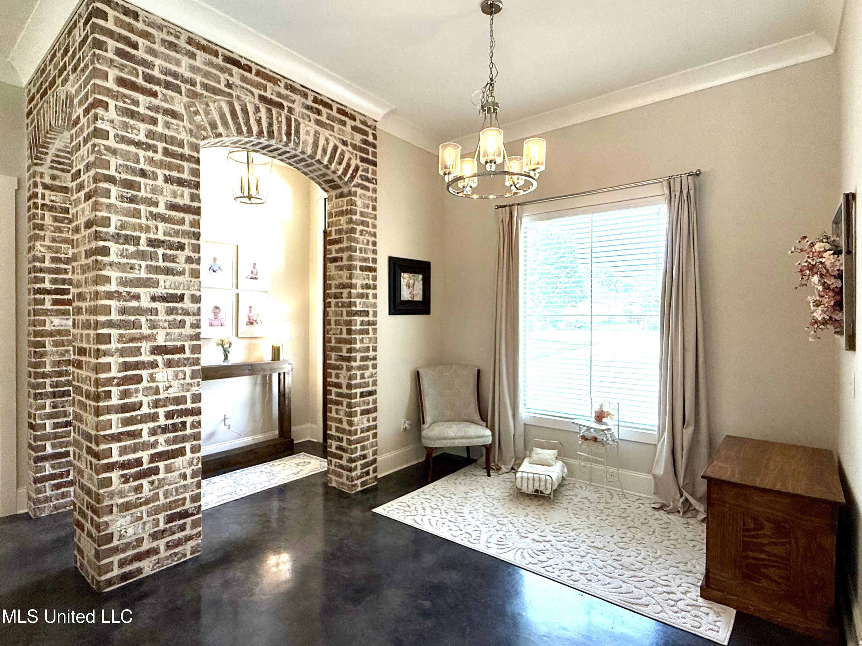 256 Penny Lane, Brandon, Mississippi image 2