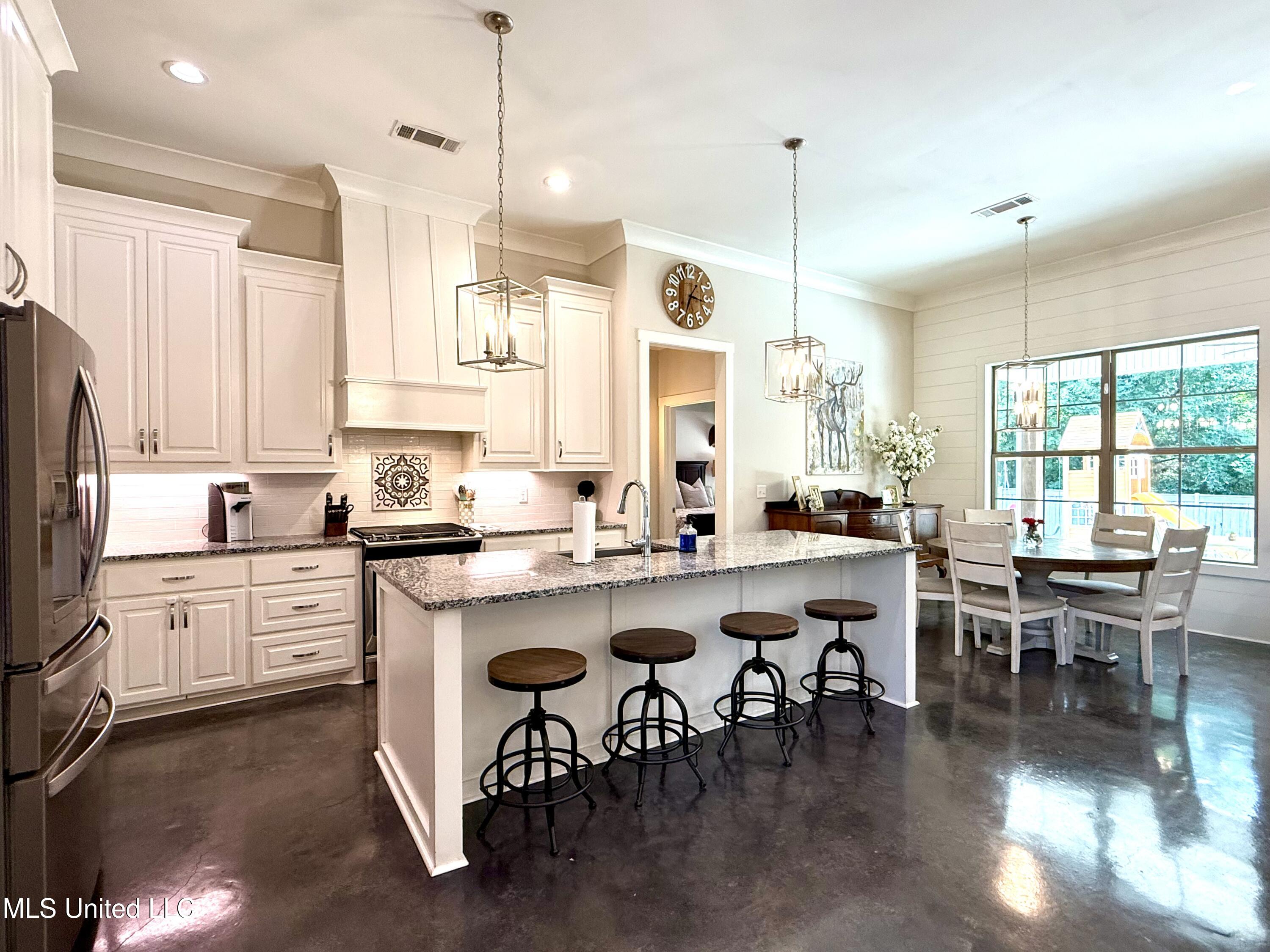 256 Penny Lane, Brandon, Mississippi image 13
