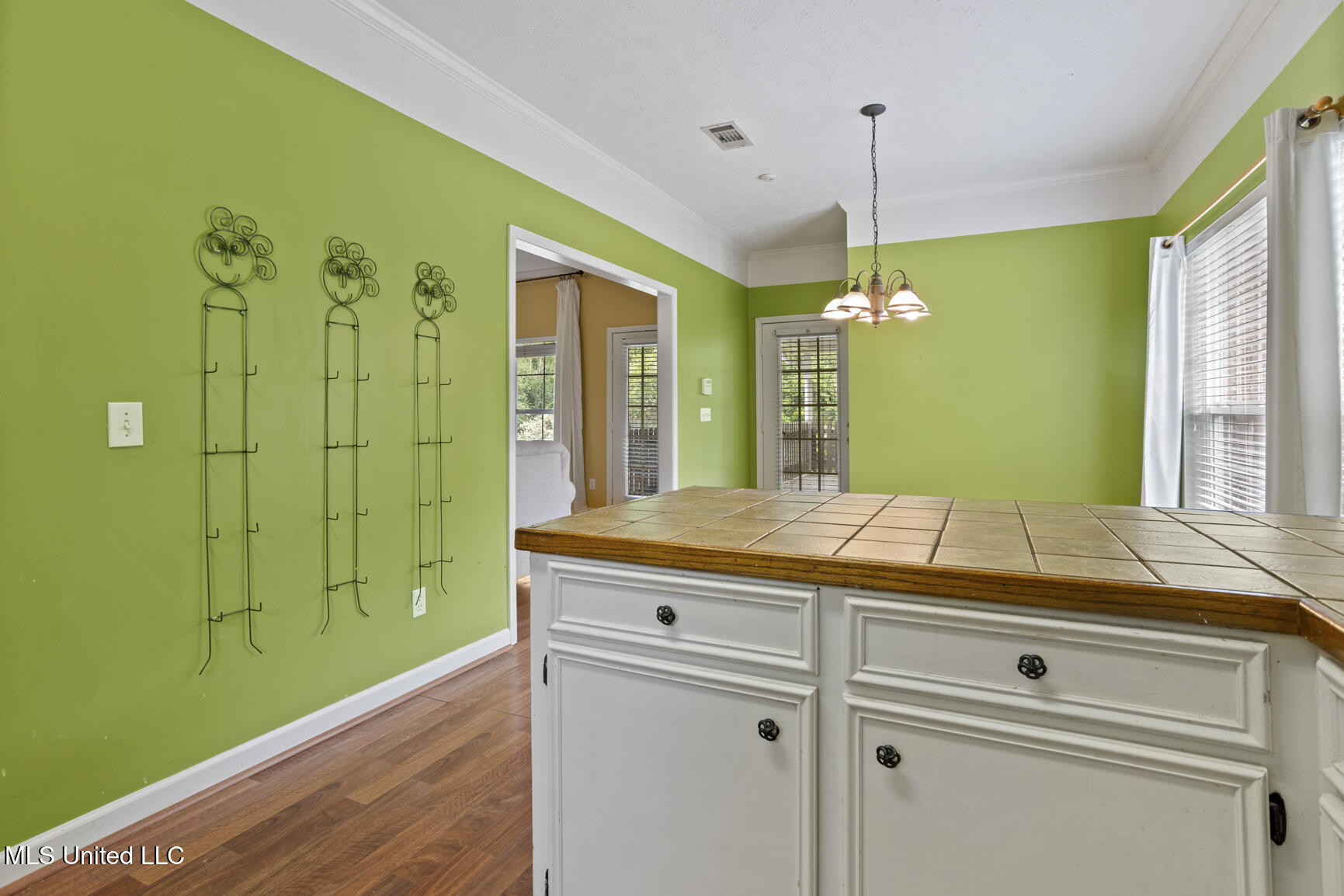 707 Spring Hill Drive, Madison, Mississippi image 13