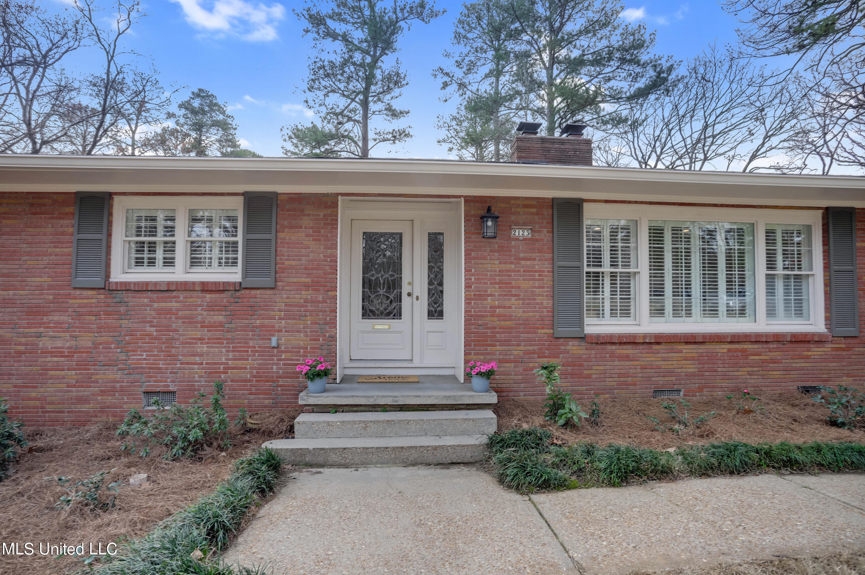 2123 Southwood Road, Jackson, Mississippi image 2