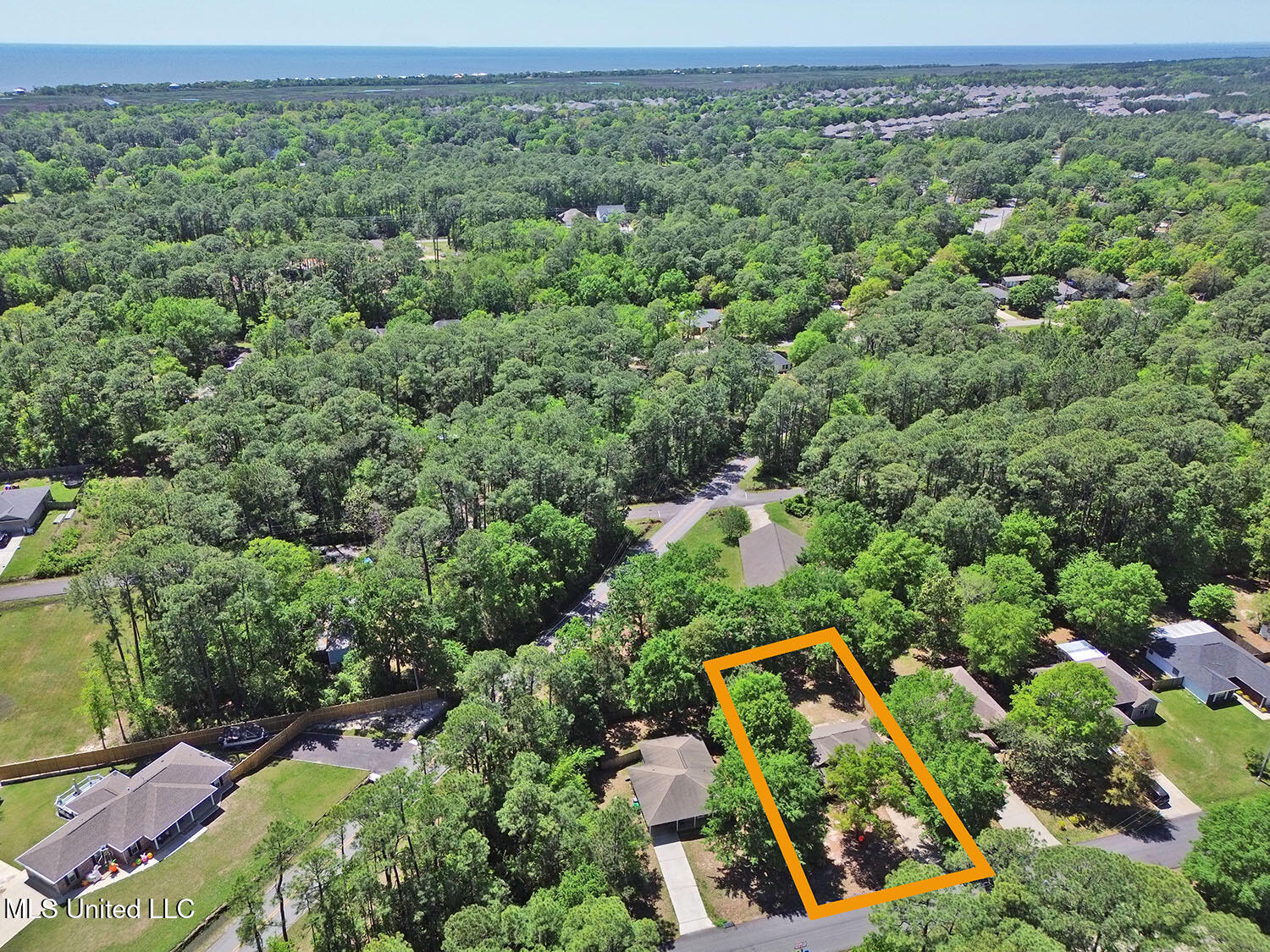 1225 Oak Street, Ocean Springs, Mississippi image 33
