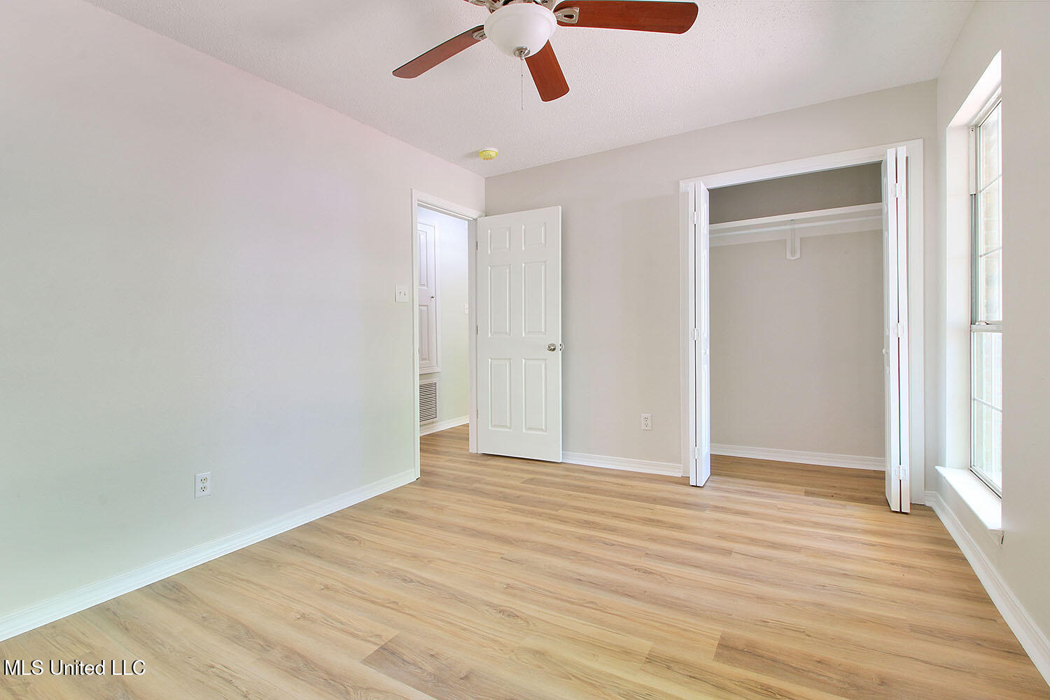 1225 Oak Street, Ocean Springs, Mississippi image 19