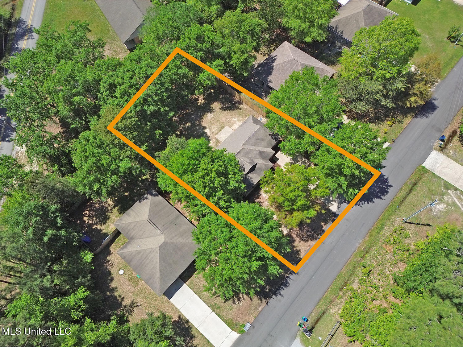 1225 Oak Street, Ocean Springs, Mississippi image 35