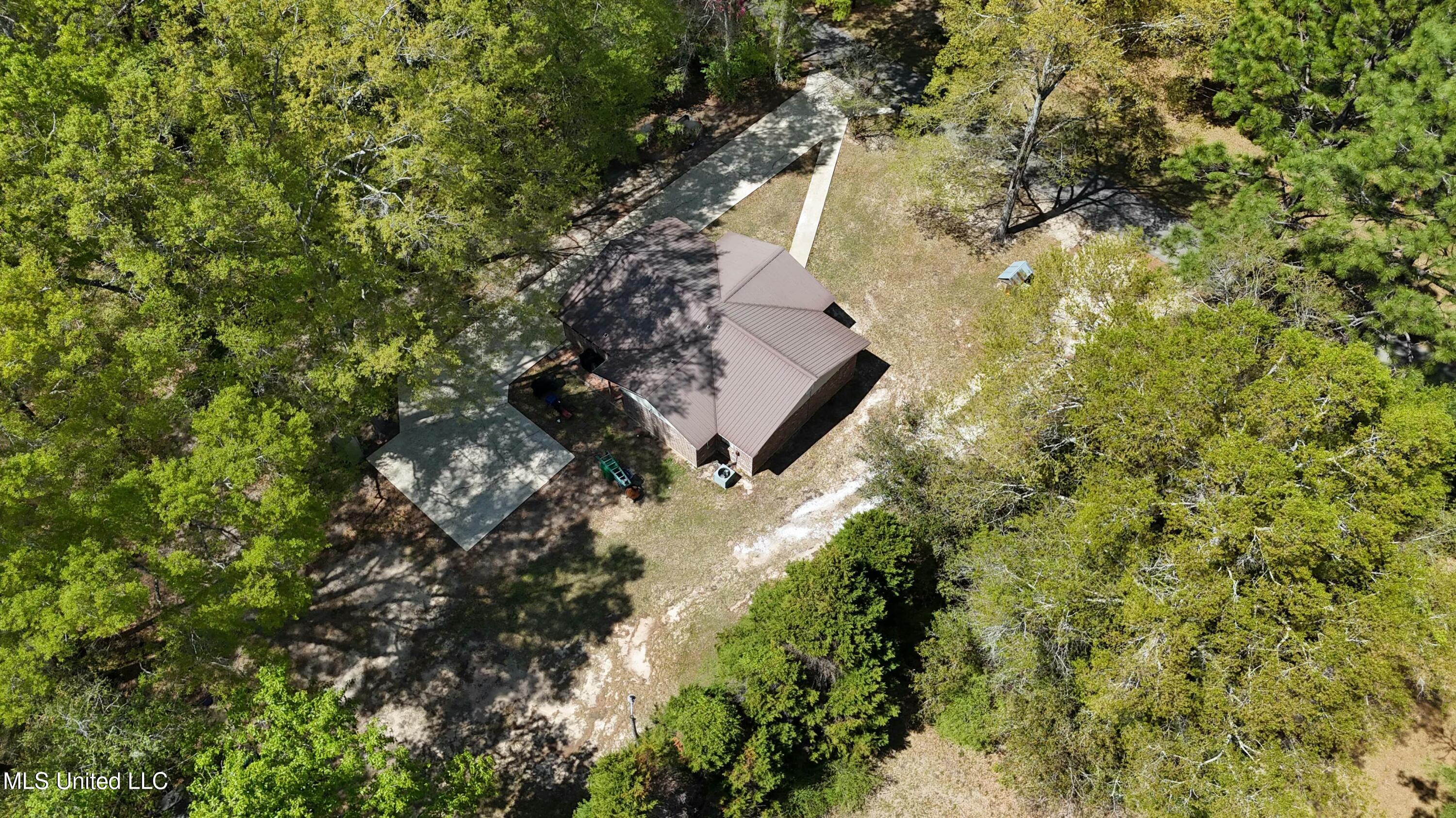6004 J D Mckee Road, Moss Point, Mississippi image 24