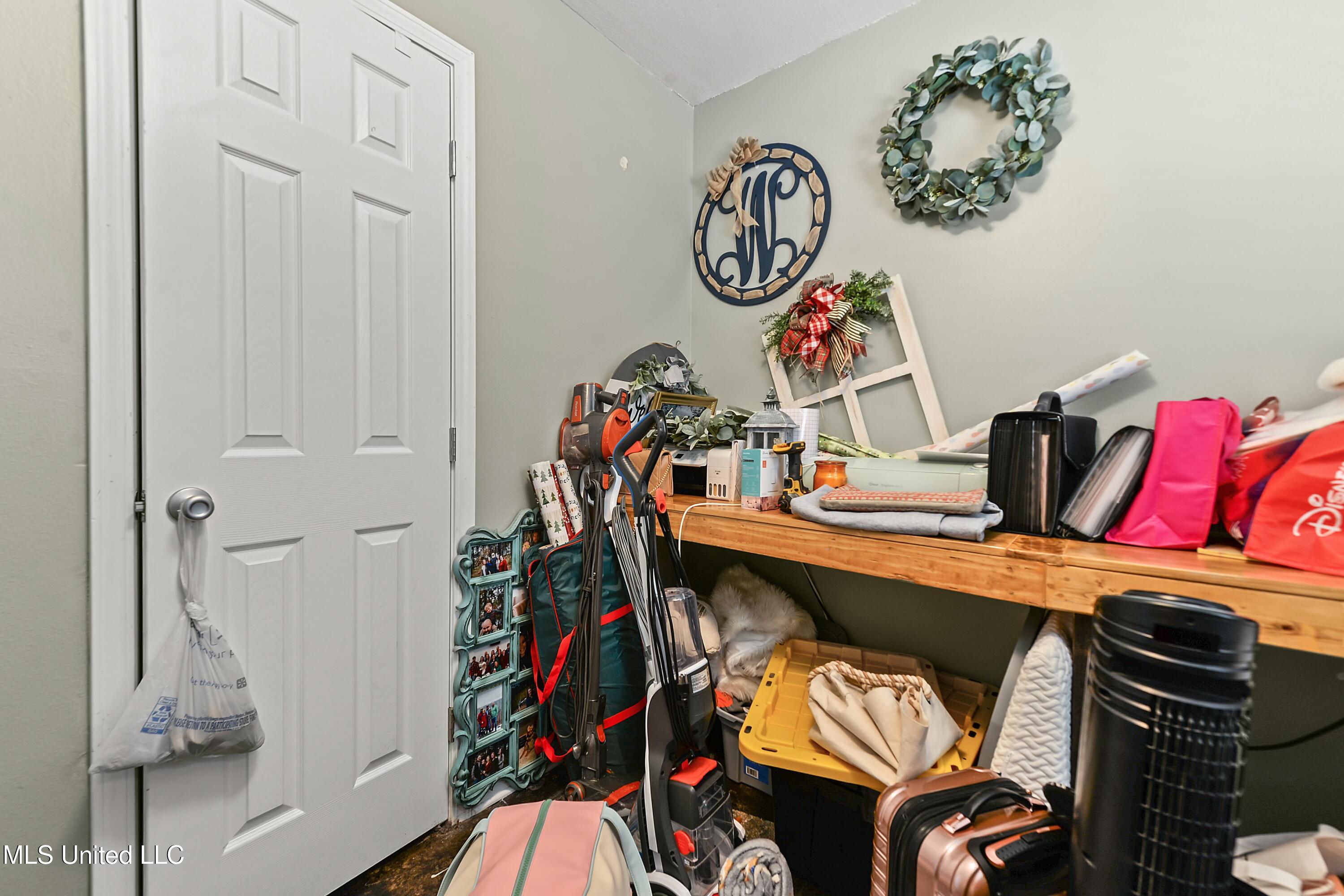 6004 J D Mckee Road, Moss Point, Mississippi image 16