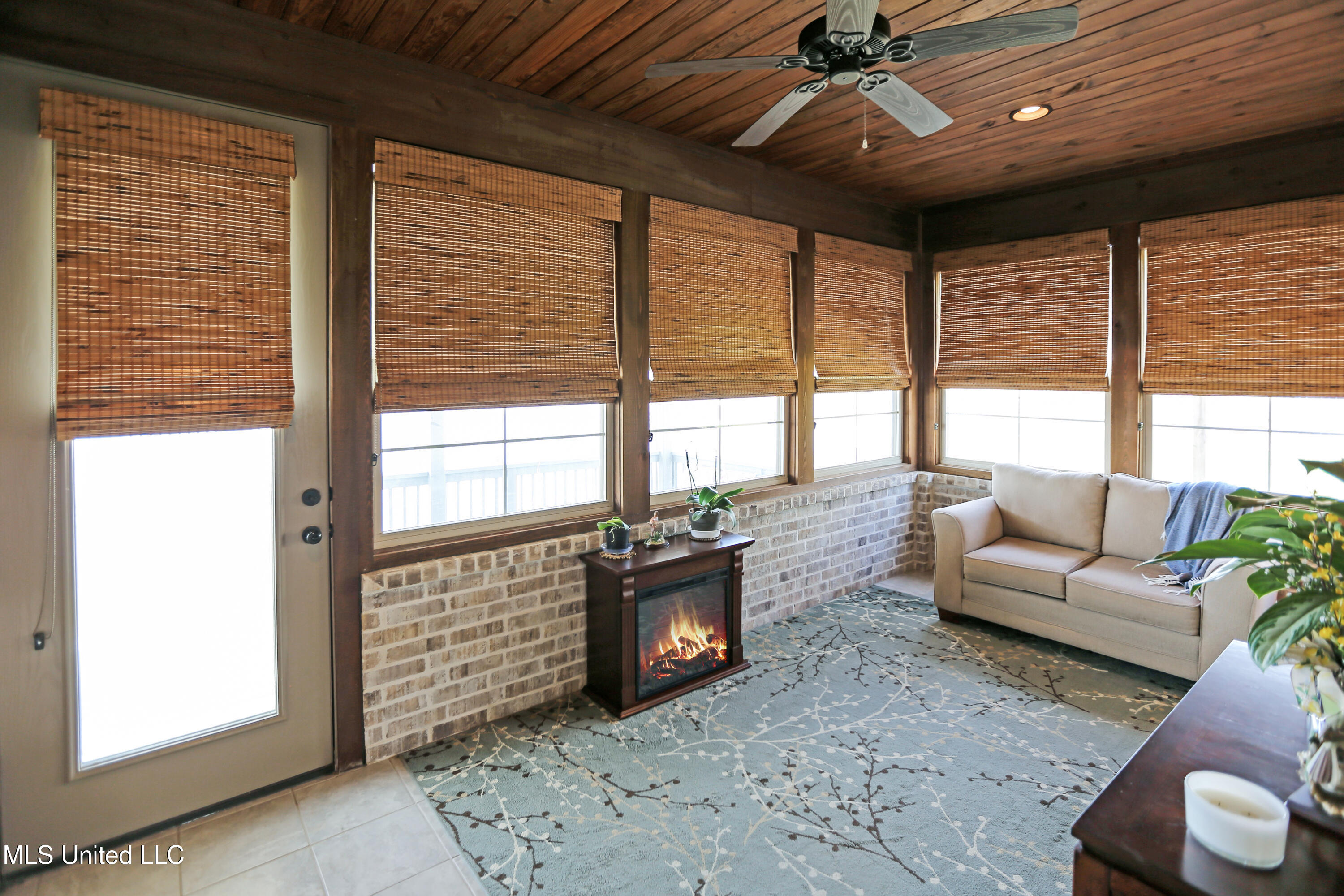 15 E Bay, Brandon, Mississippi image 25