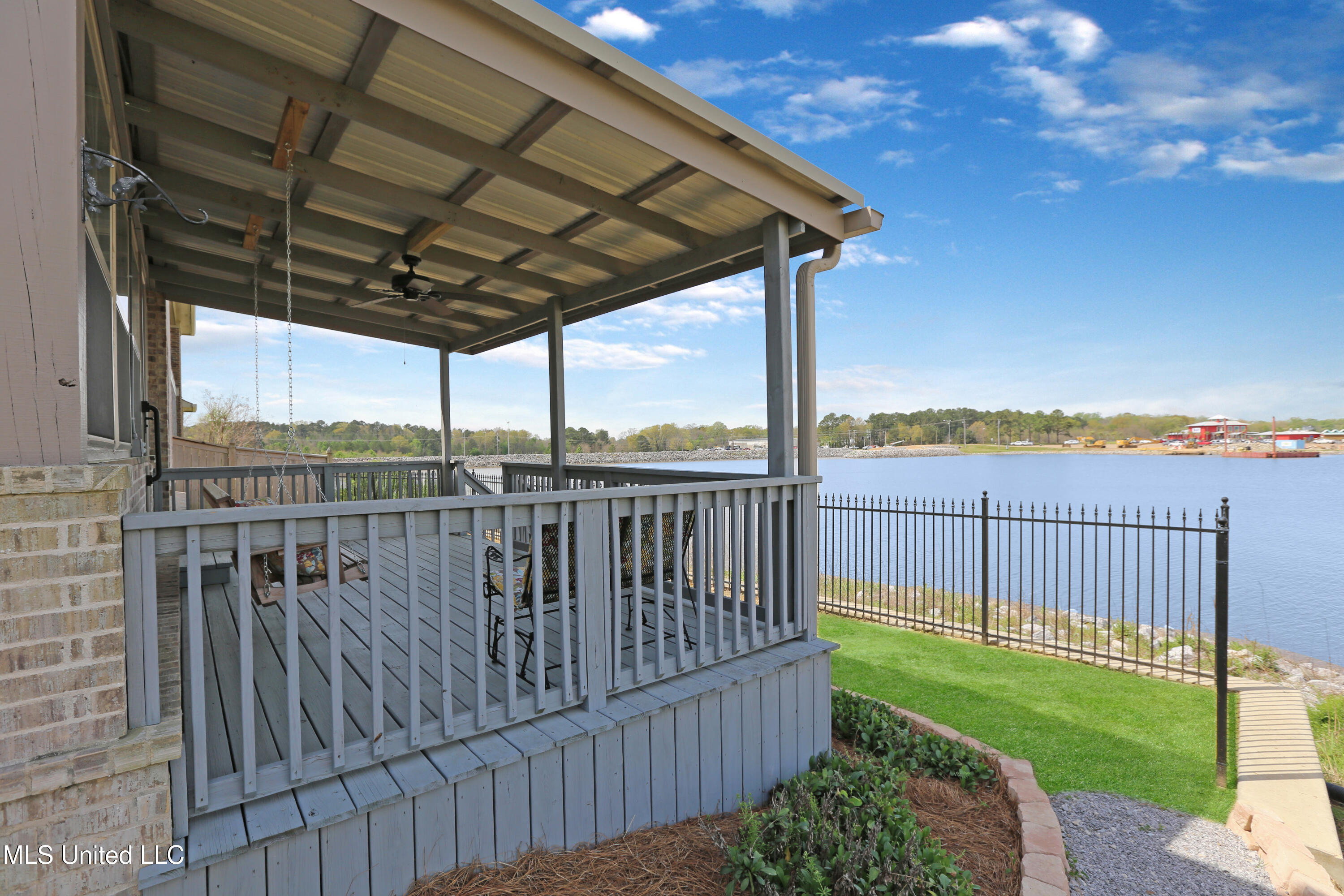 15 E Bay, Brandon, Mississippi image 9
