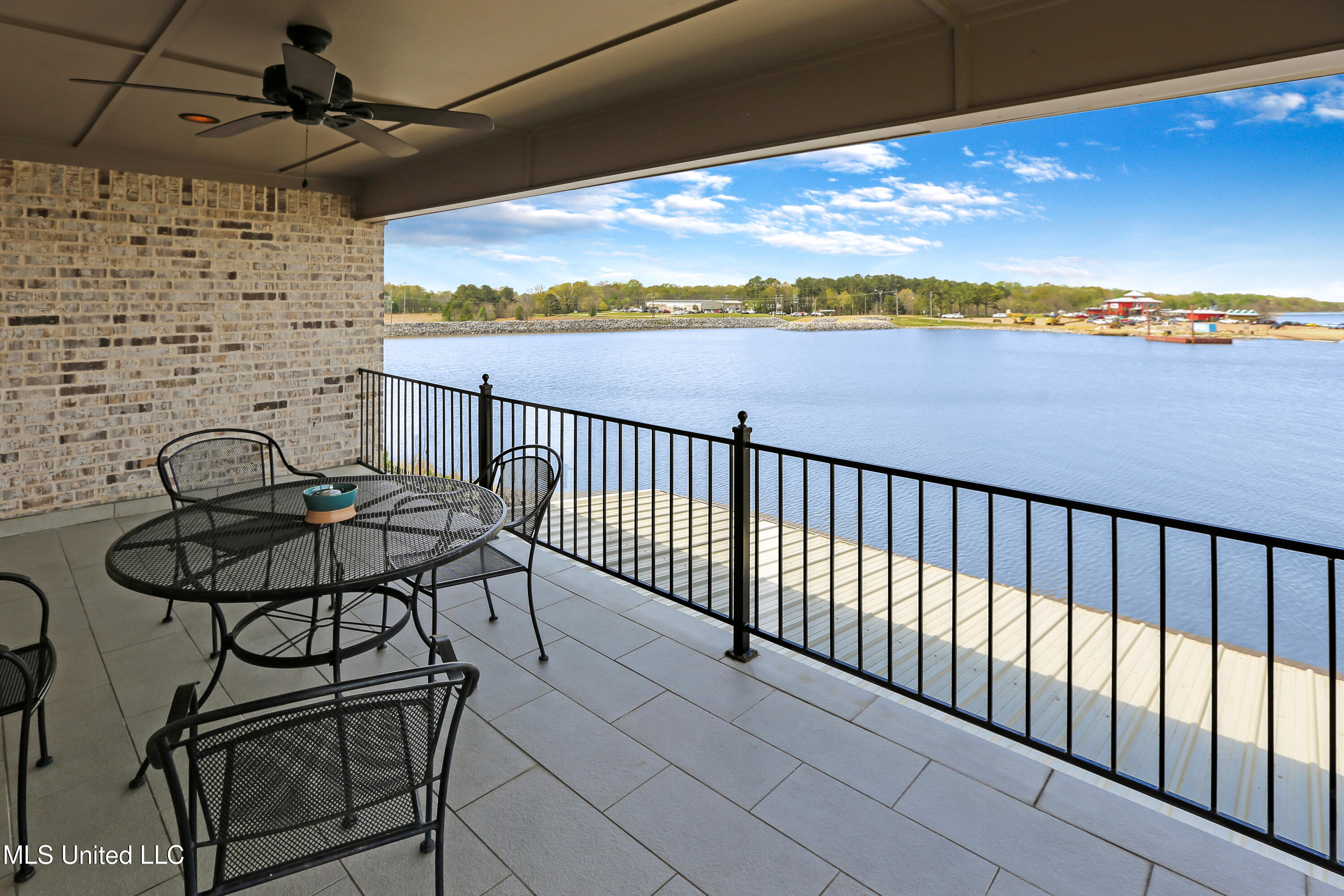 15 E Bay, Brandon, Mississippi image 4