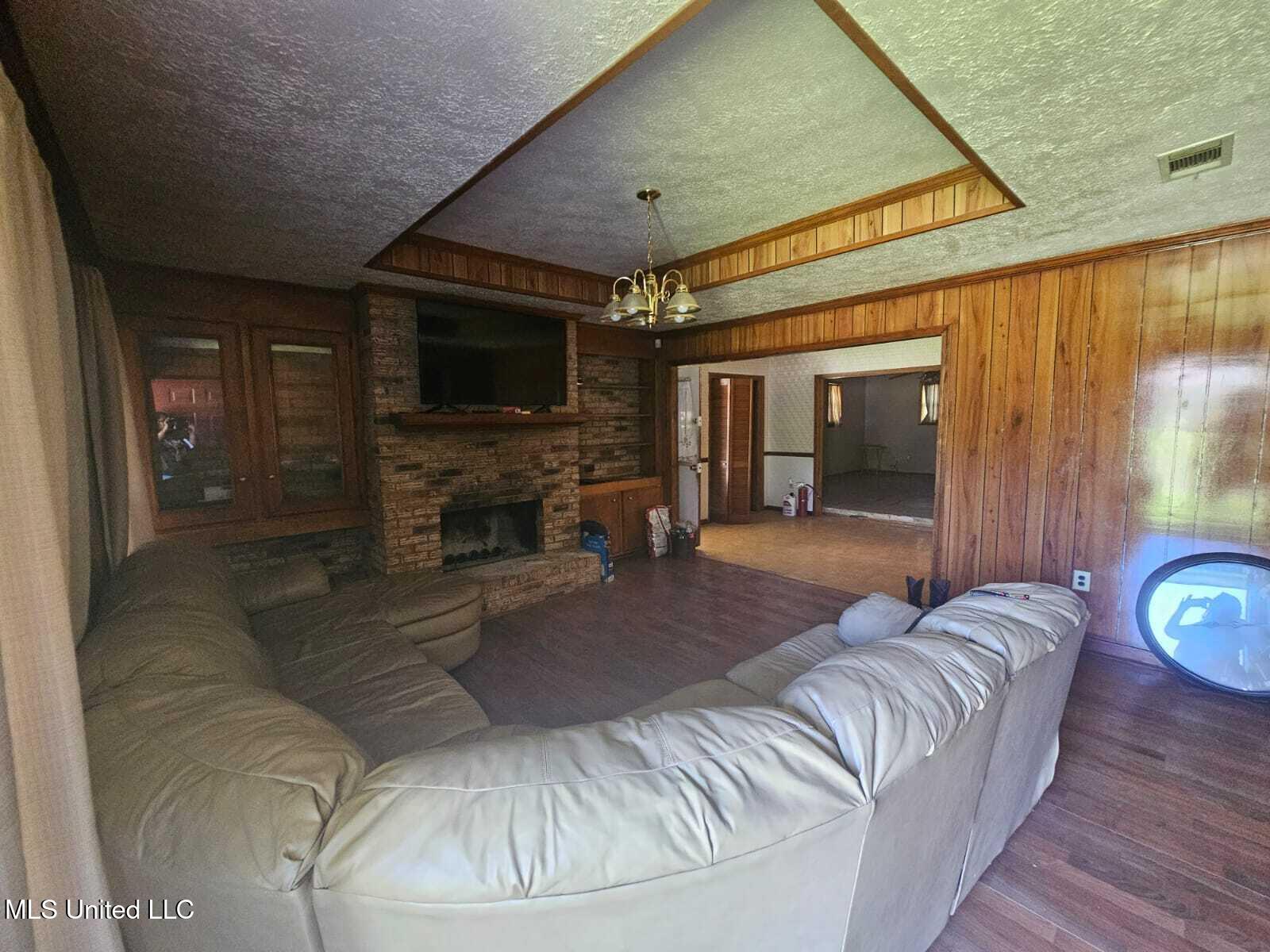 2376 Princess Pine Drive, Jackson, Mississippi image 12