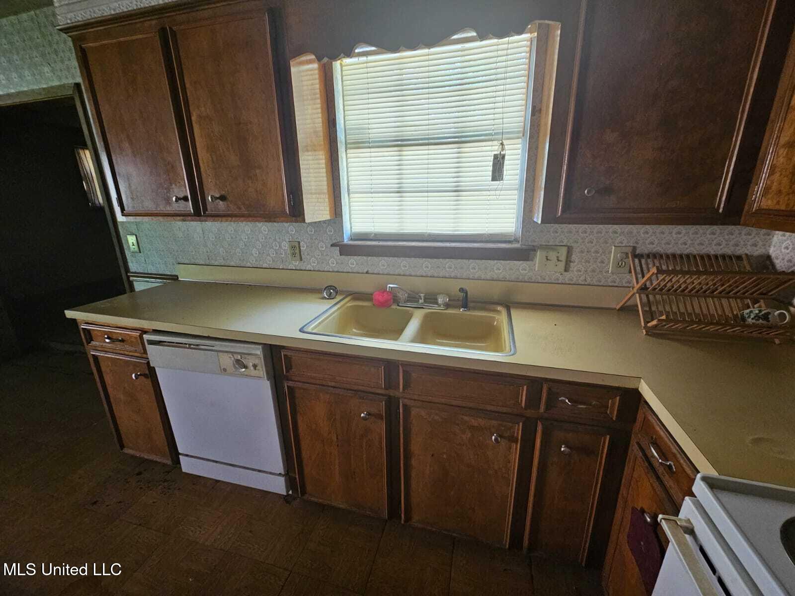 2376 Princess Pine Drive, Jackson, Mississippi image 16