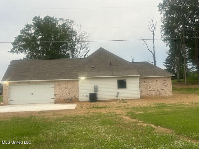 32 Village Circle, Benton, Mississippi image 2