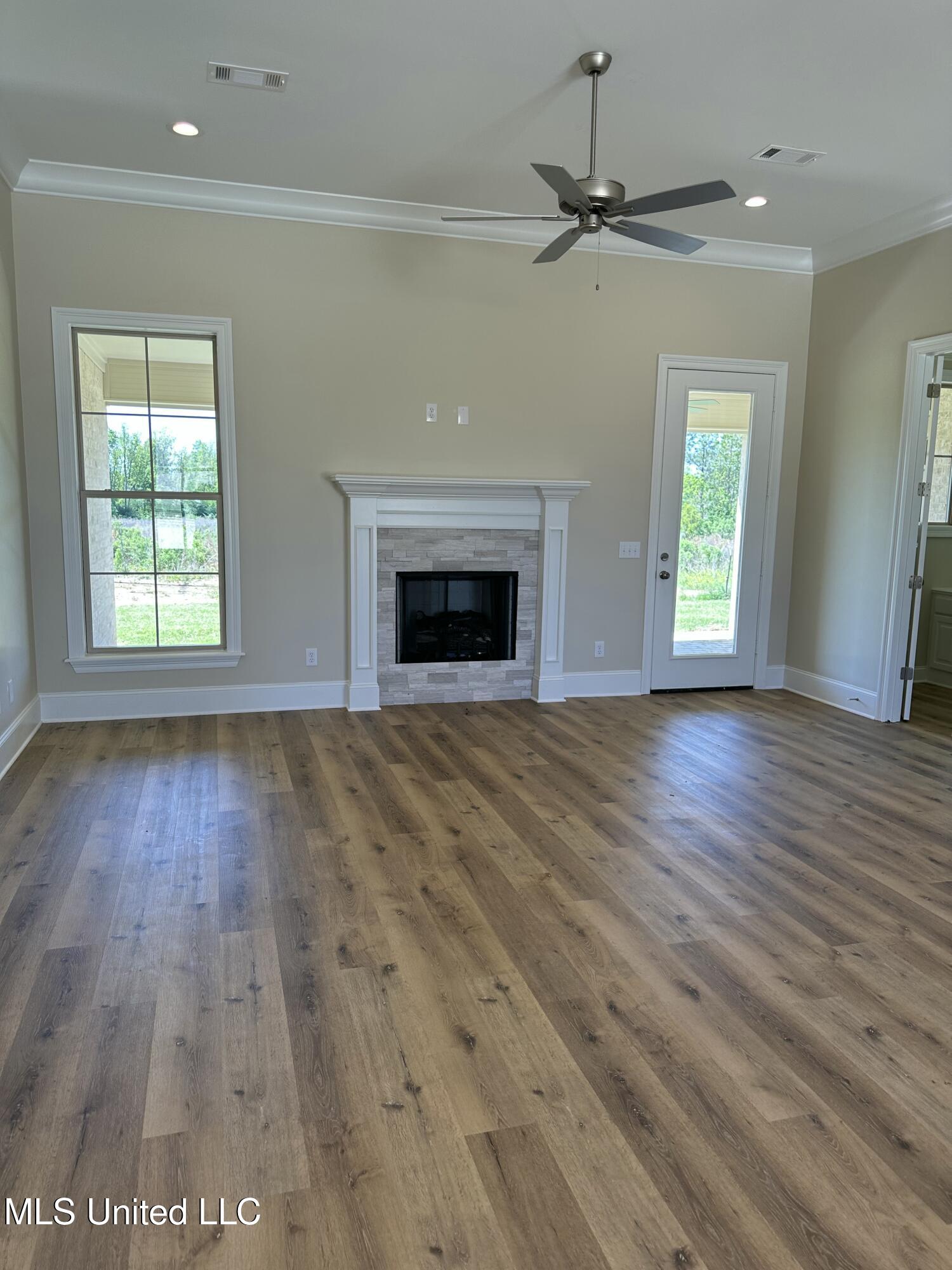 192 Azure Drive, Canton, Mississippi image 2