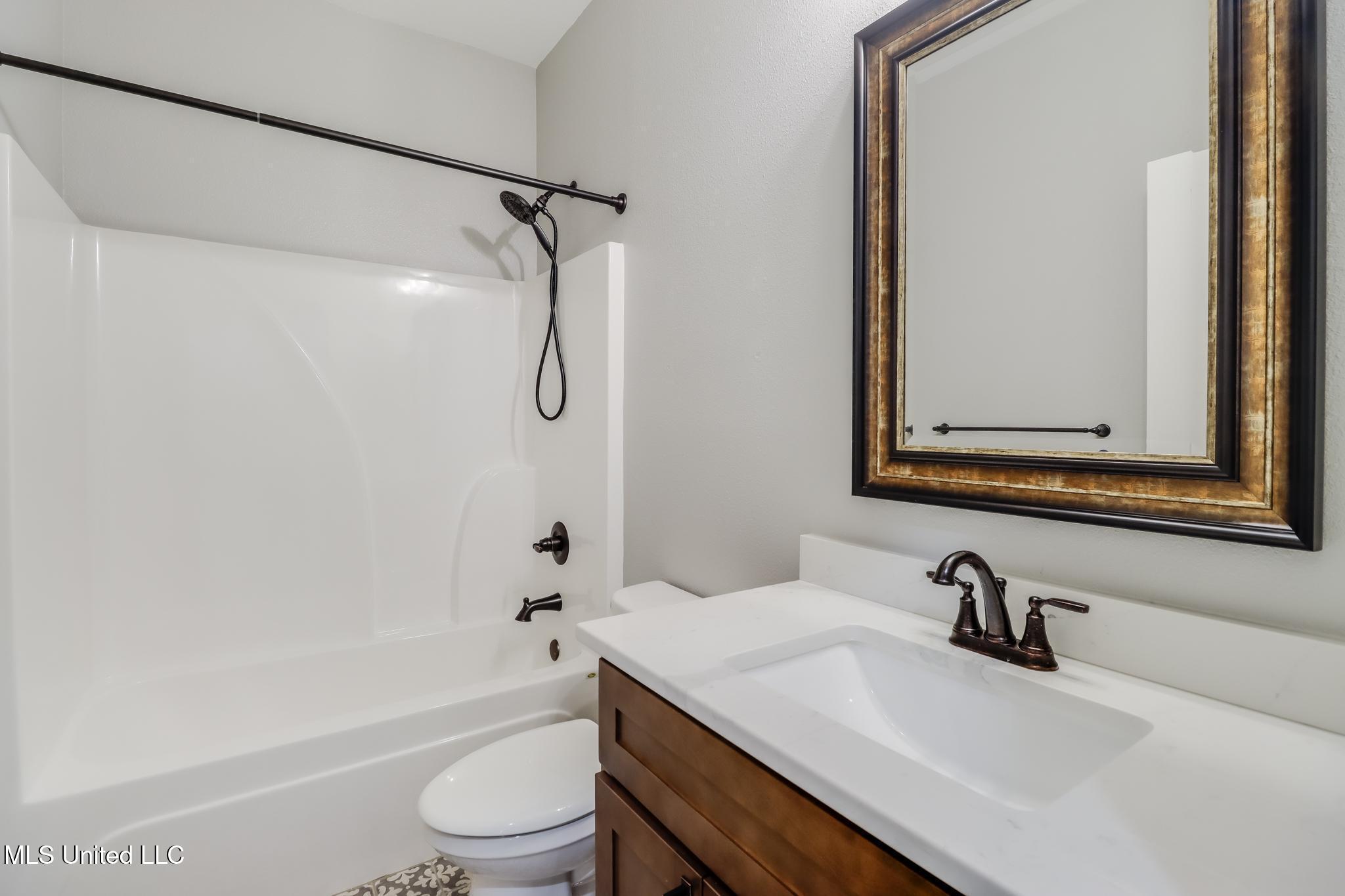 11956 Ol Oak Drive, Gulfport, Mississippi image 22
