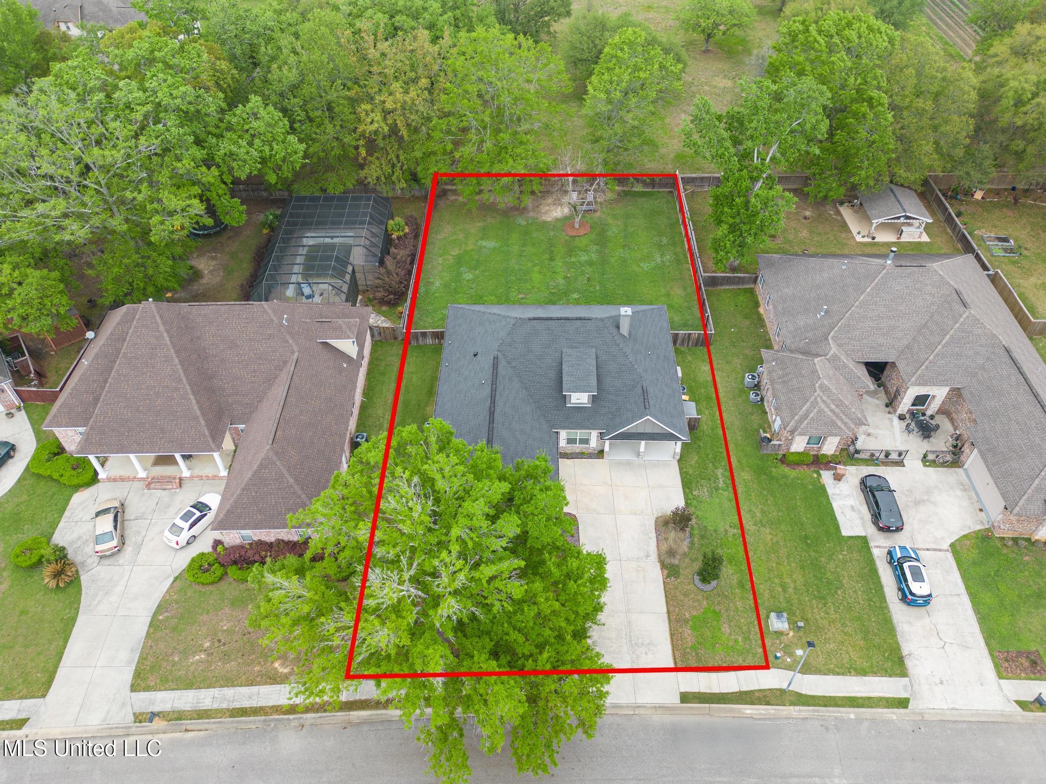 11956 Ol Oak Drive, Gulfport, Mississippi image 4