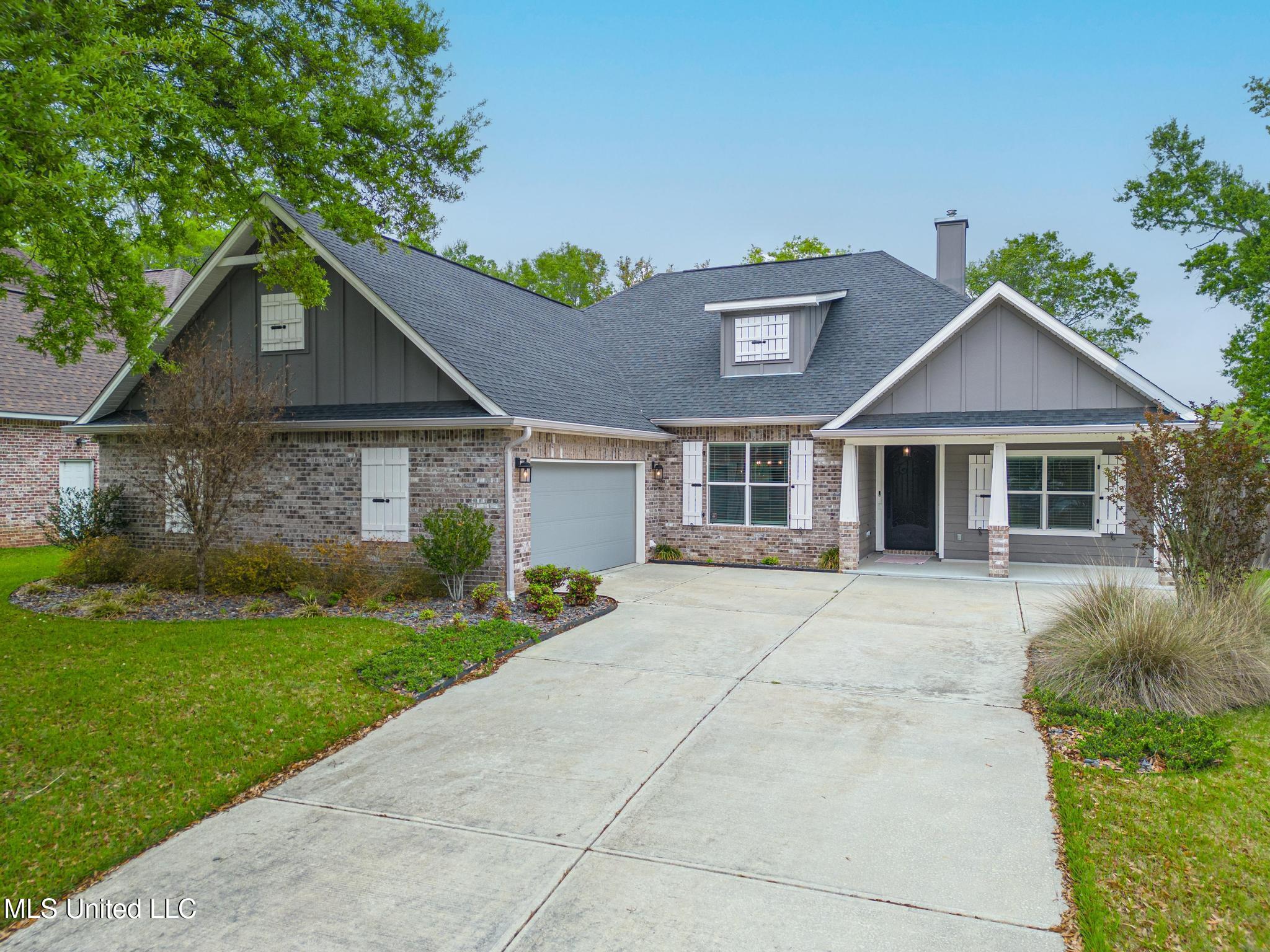 11956 Ol Oak Drive, Gulfport, Mississippi image 3