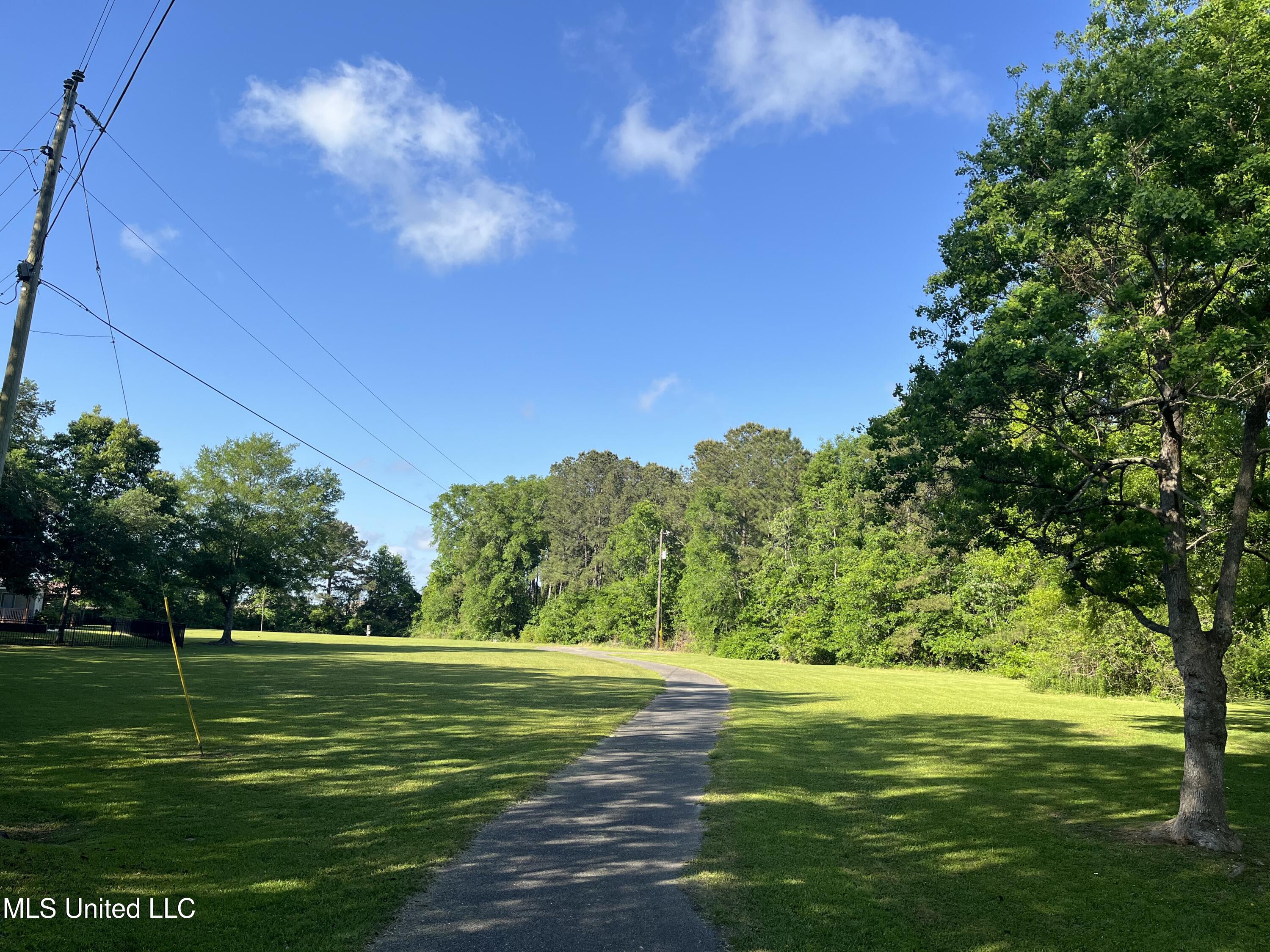 14205 John Clark Road, Gulfport, Mississippi image 4