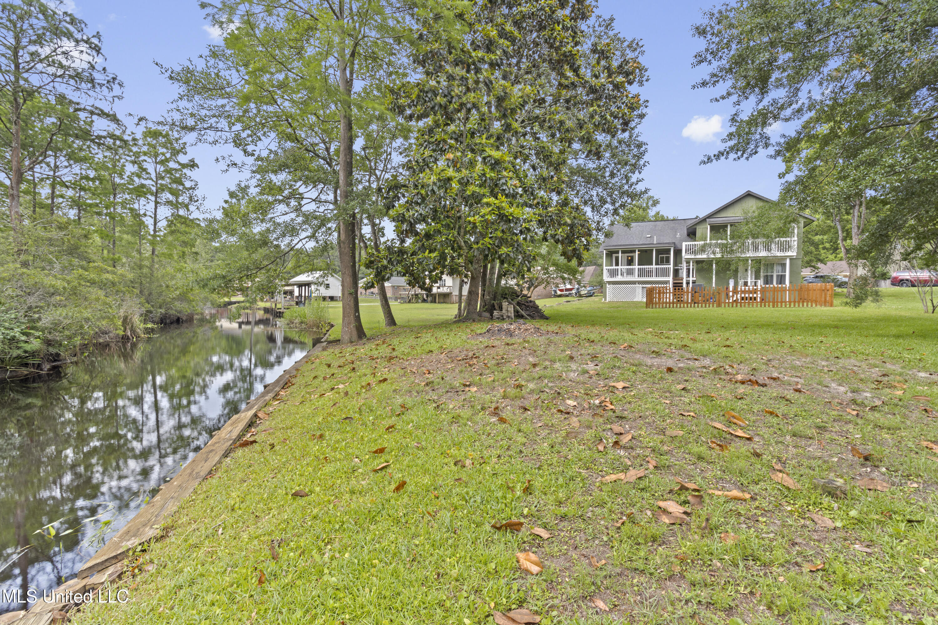 4620 Holly Heath Drive, Gautier, Mississippi image 34