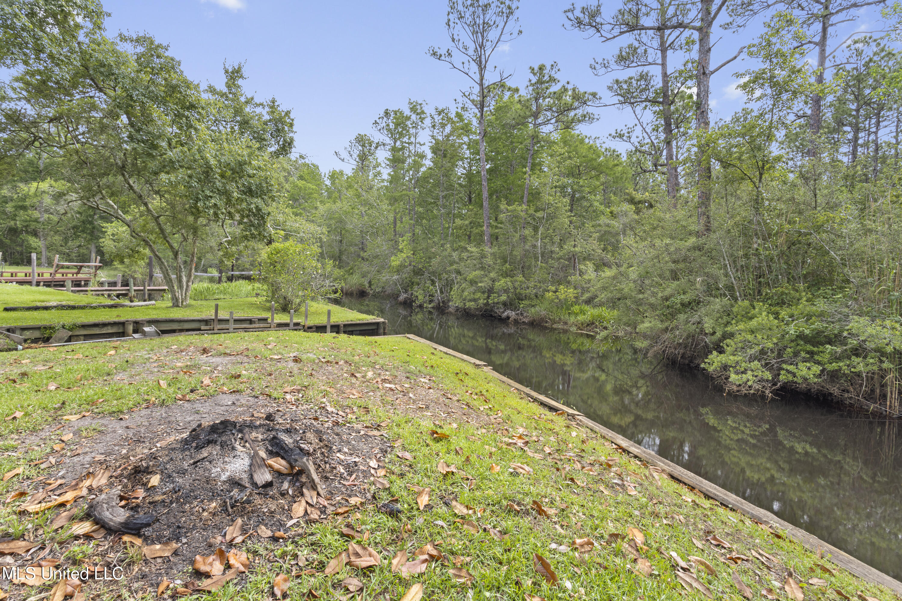 4620 Holly Heath Drive, Gautier, Mississippi image 36