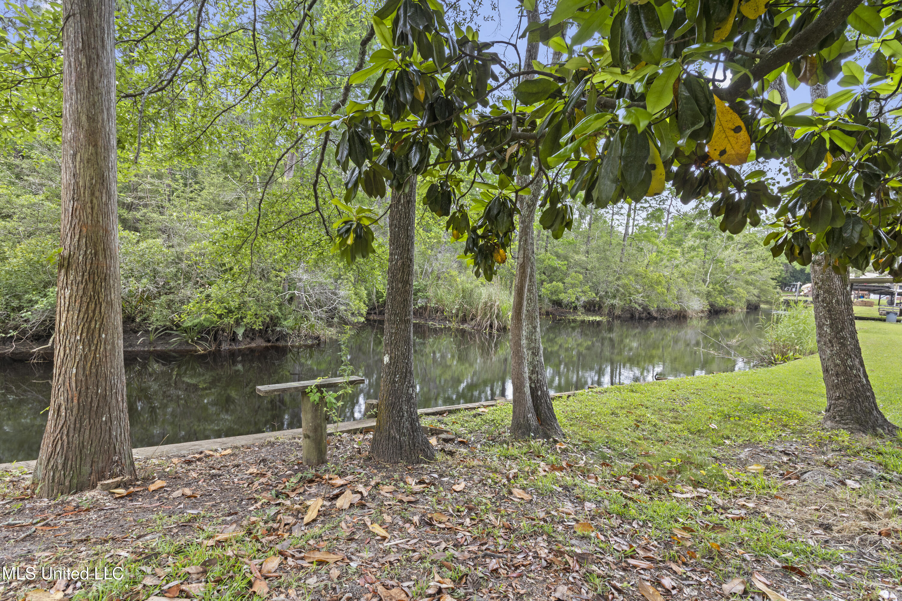 4620 Holly Heath Drive, Gautier, Mississippi image 37