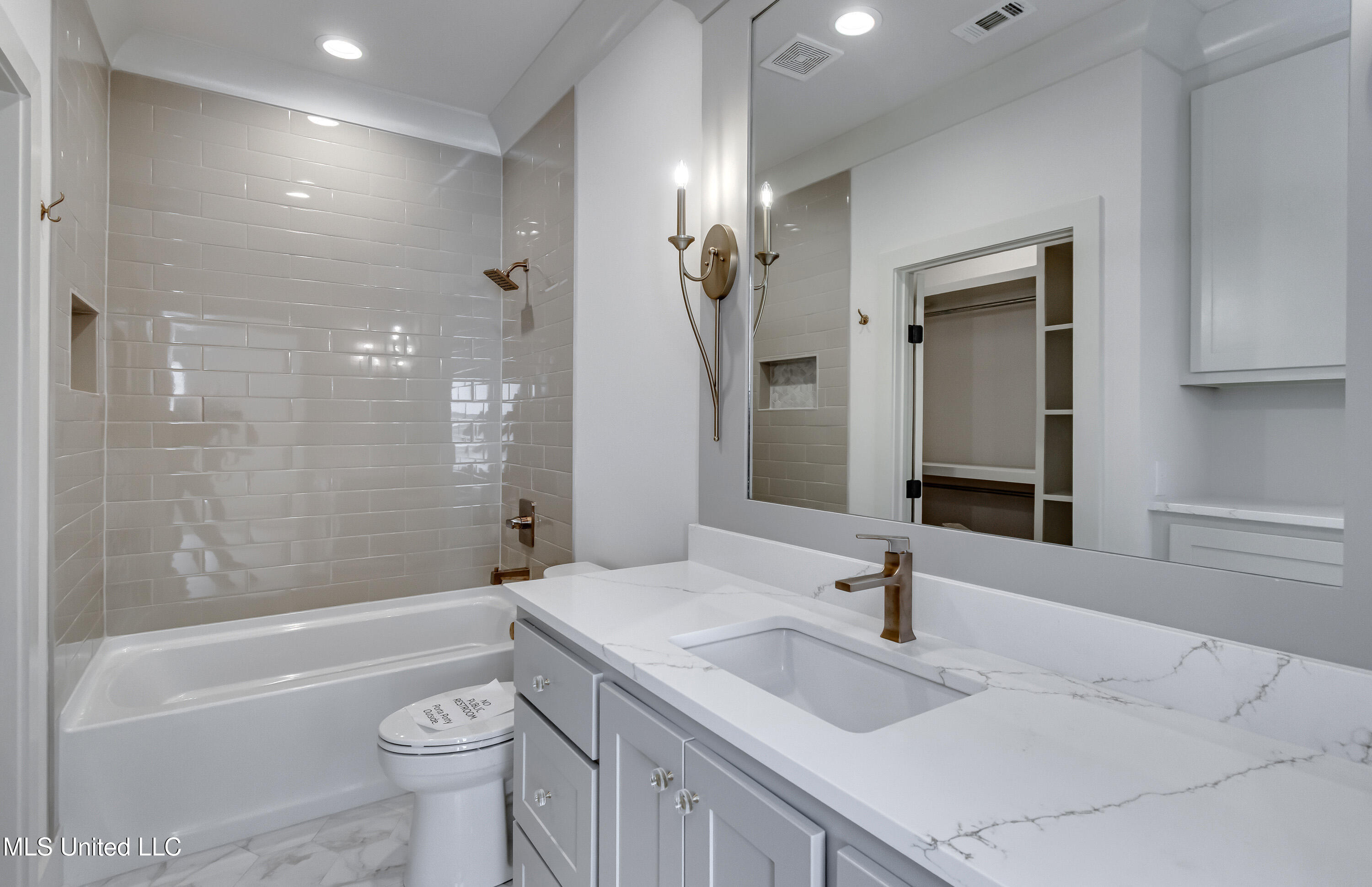 425 Whittington Circle, Madison, Mississippi image 24