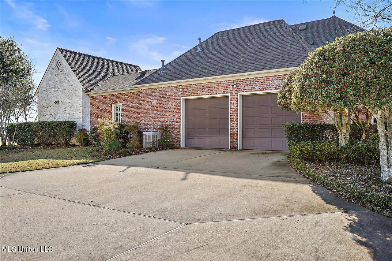 106 Cove Lane, Madison, Mississippi image 11