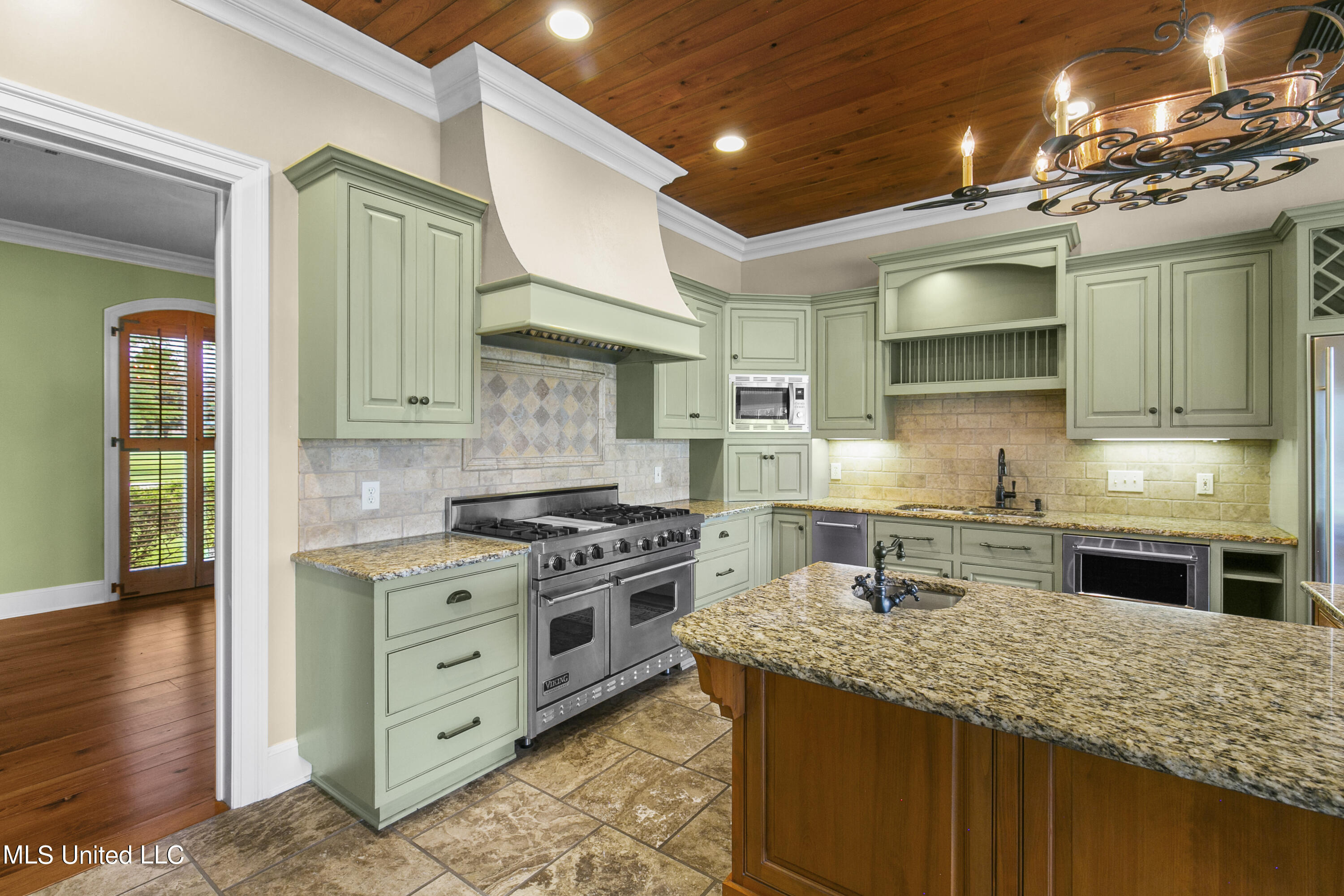106 Cove Lane, Madison, Mississippi image 25