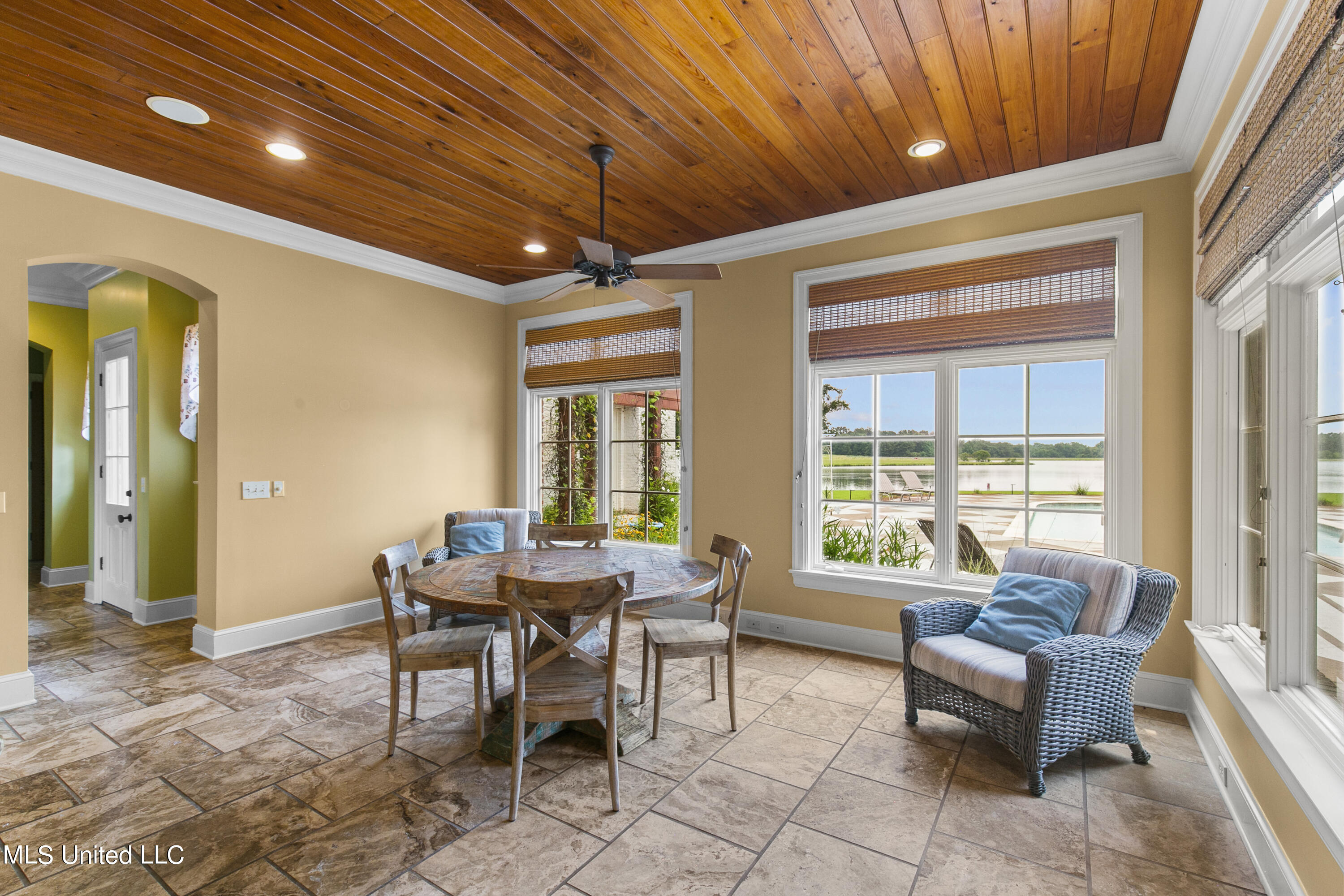 106 Cove Lane, Madison, Mississippi image 37