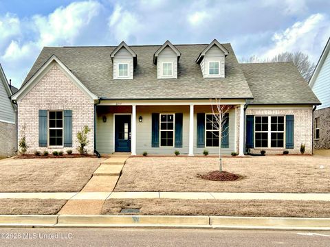 Homes For Sale - 2233 Scott Meadows Lane<br/> Desoto County, Hernando, MS 38632