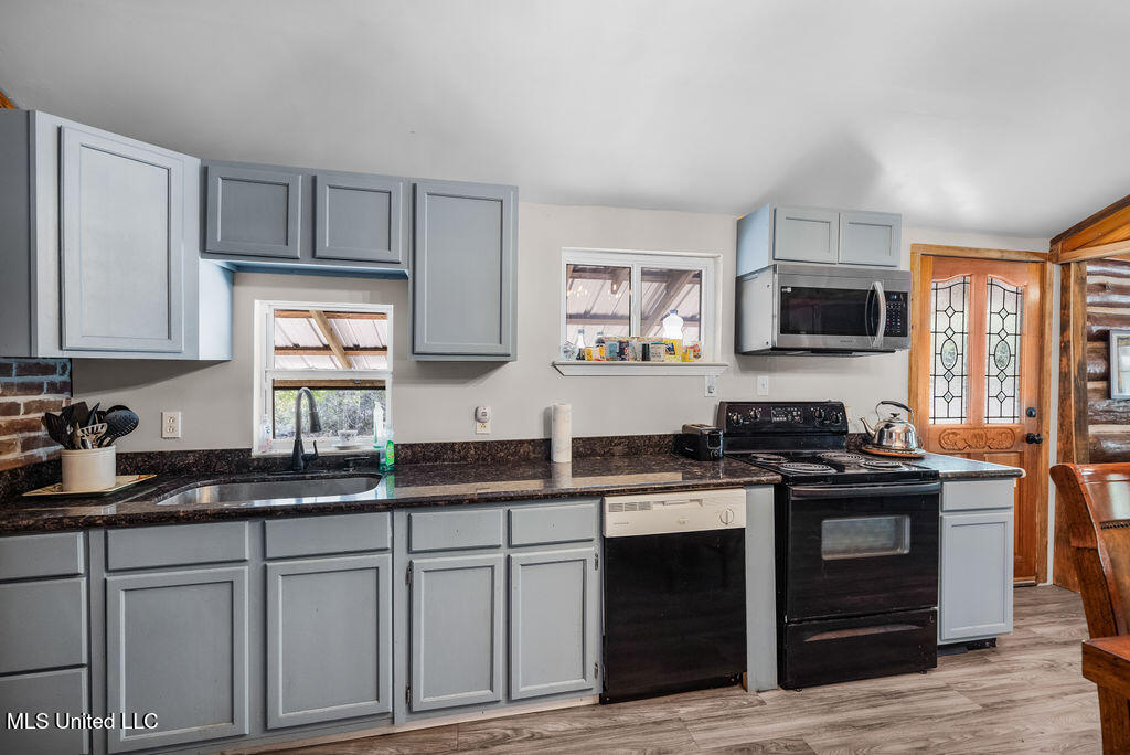 3110 Dogpatch Road, Kiln, Mississippi image 23