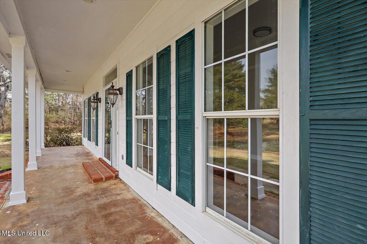 120 Timber Green Lane, Canton, Mississippi image 7