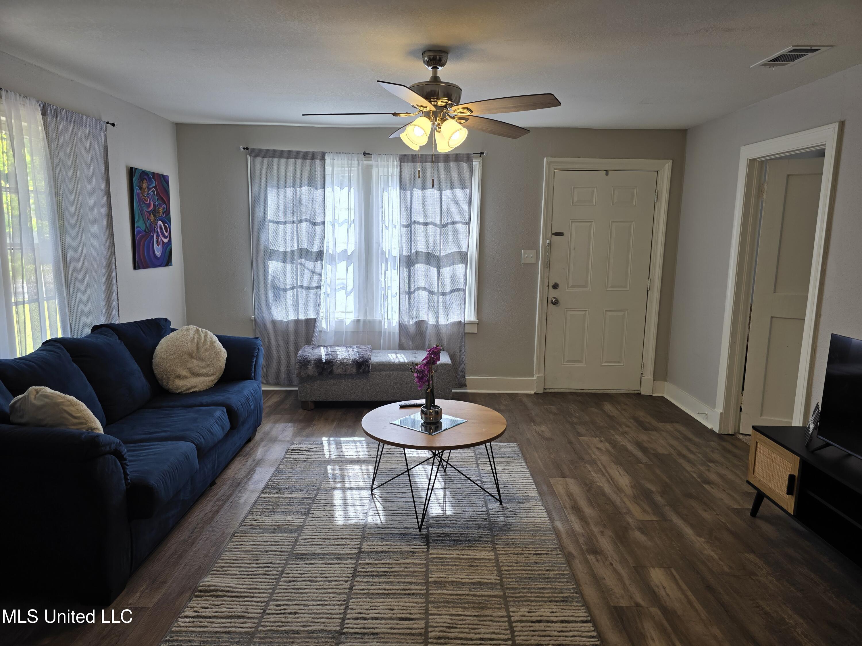 418 S 12th Avenue, Hattiesburg, Mississippi image 3