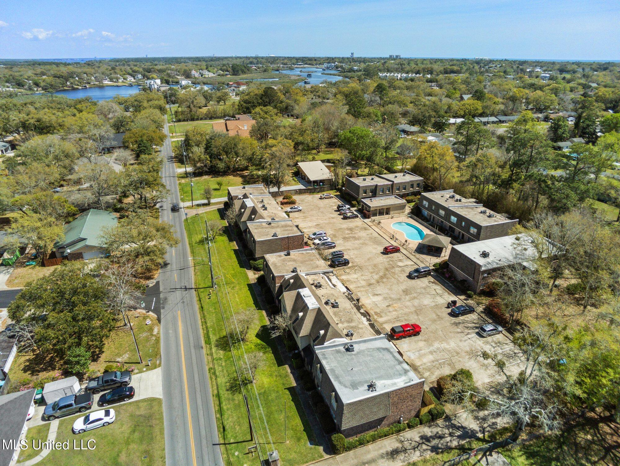 413 Kahler Street #10, Gulfport, Mississippi image 16