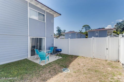 Condo For Sale - 1664 Beach Boulevard<br/> Biloxi, MS 39531