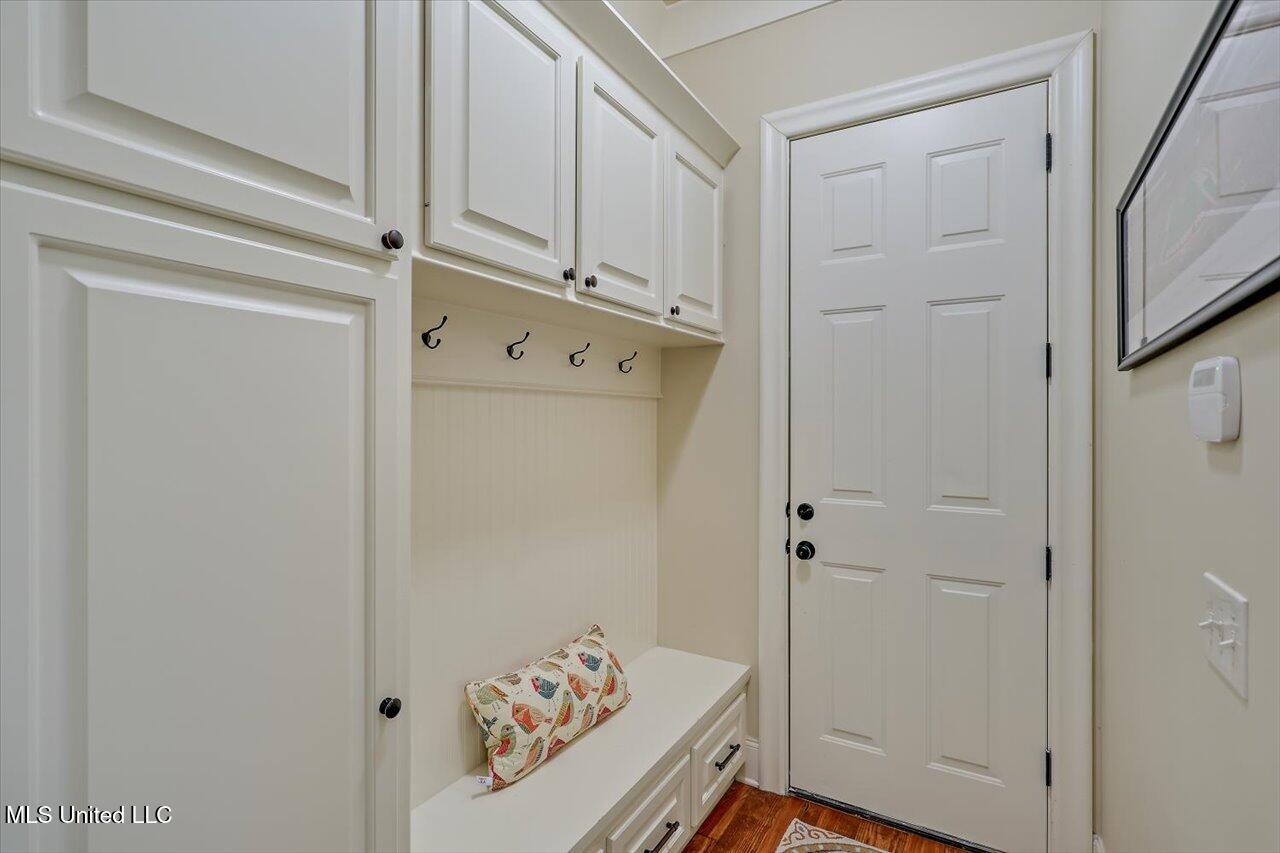 110 Winterbury Drive, Madison, Mississippi image 19