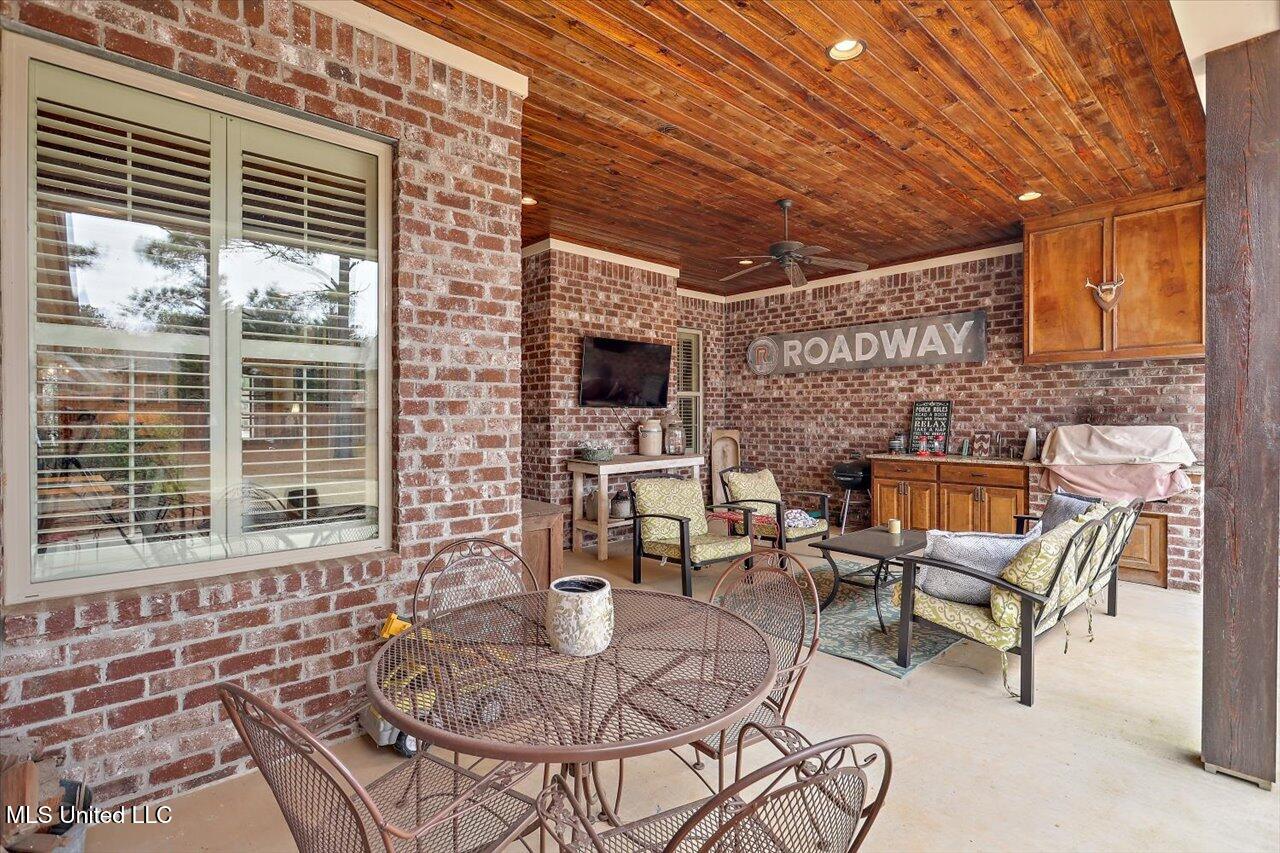 110 Winterbury Drive, Madison, Mississippi image 36