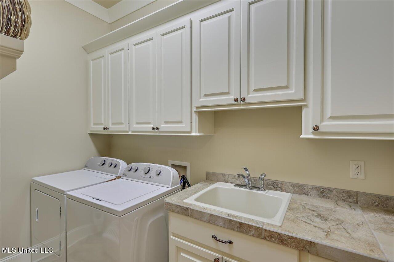 110 Winterbury Drive, Madison, Mississippi image 20