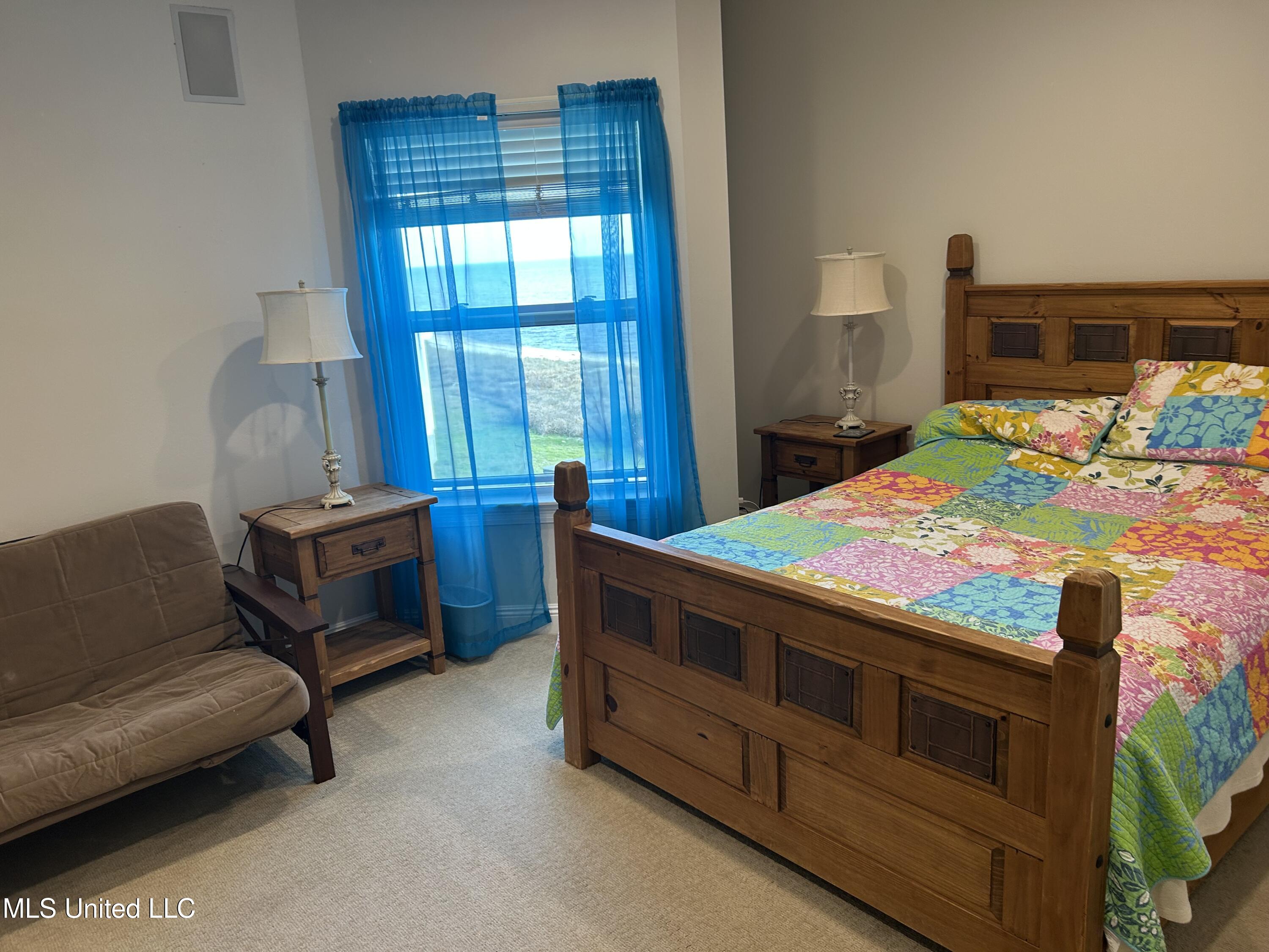 7613 Belle Fontaine Drive, Ocean Springs, Mississippi image 36
