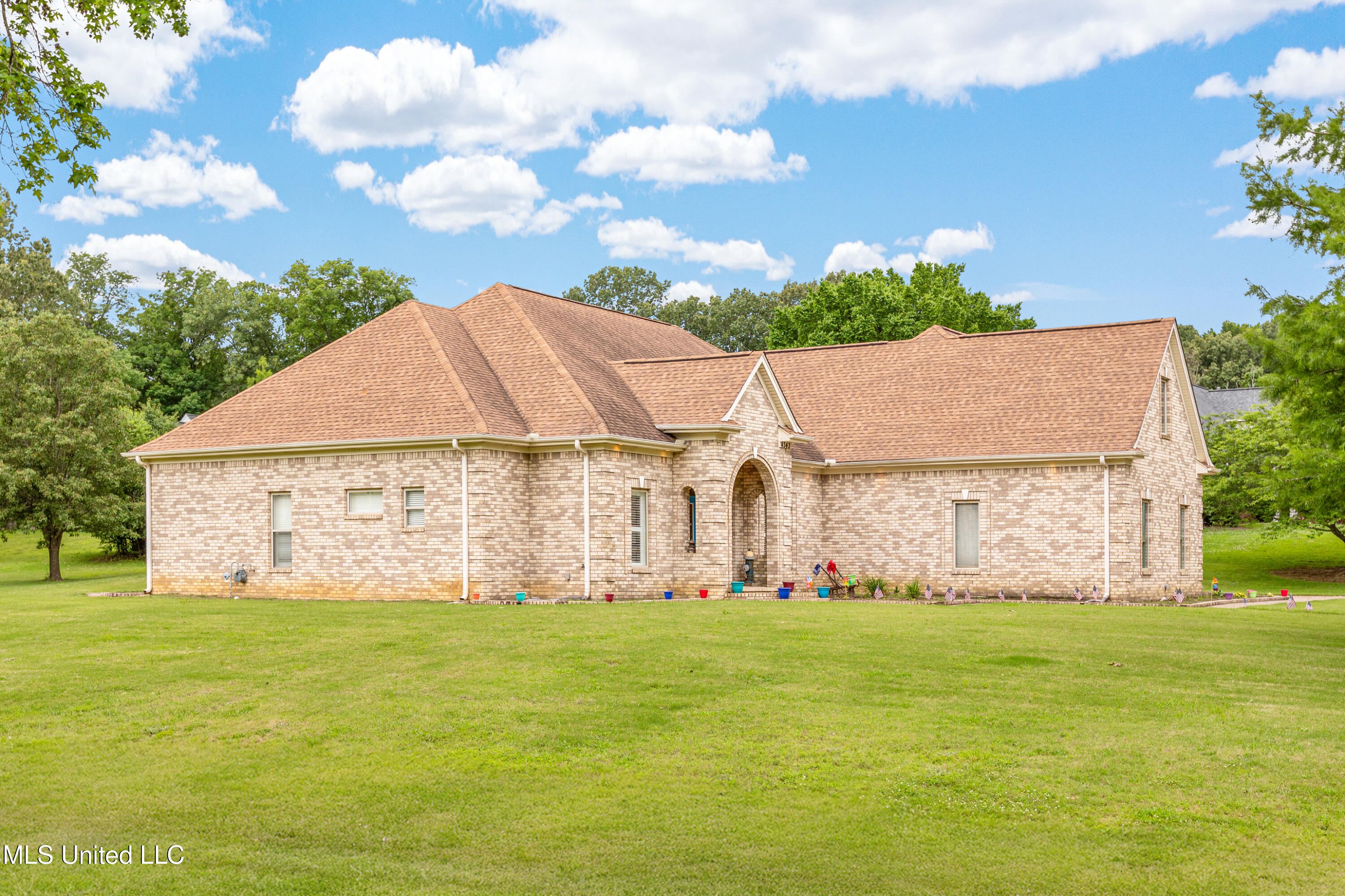 4343 Sharon Drive, Horn Lake, Mississippi image 7