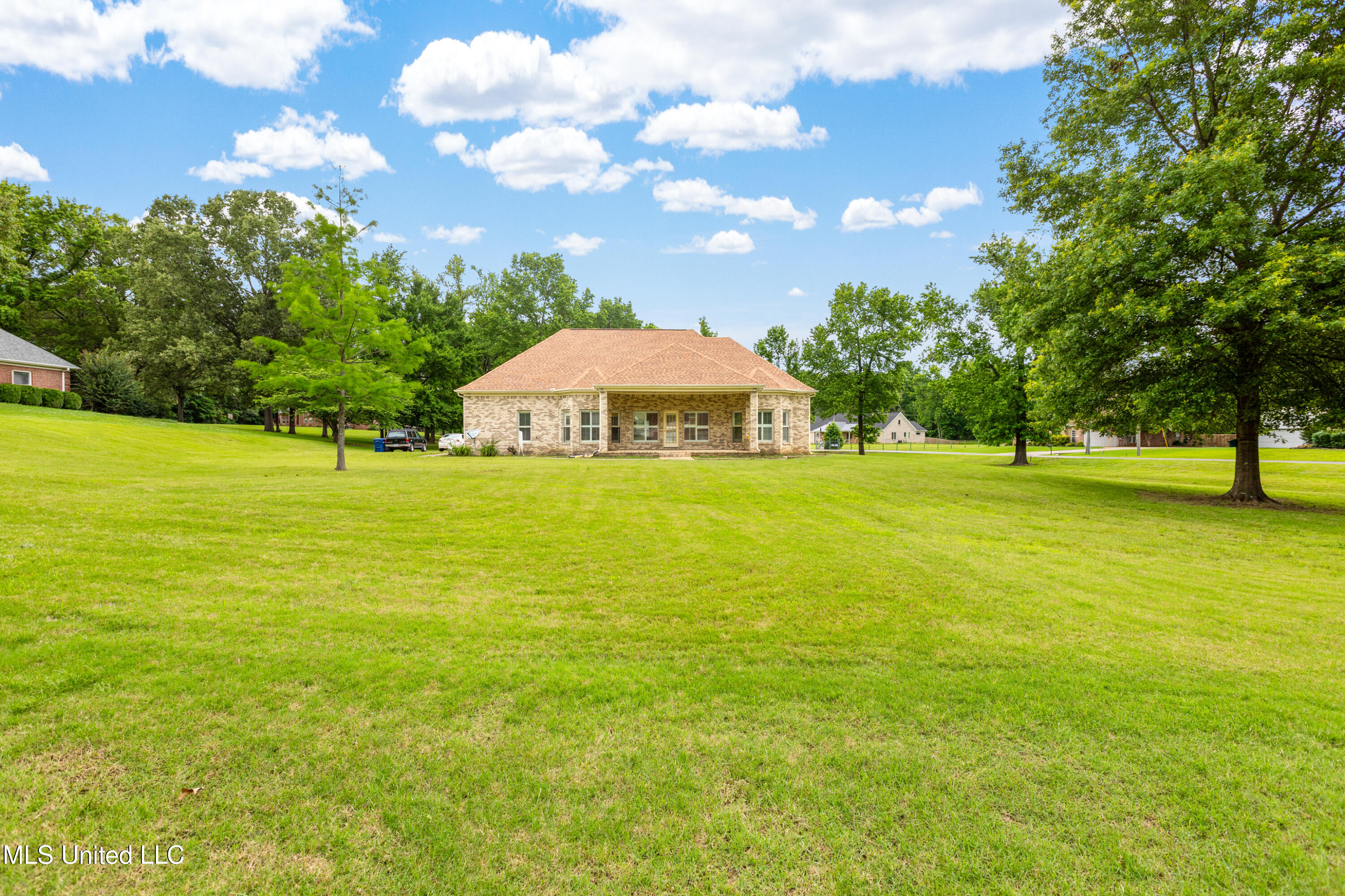 4343 Sharon Drive, Horn Lake, Mississippi image 8