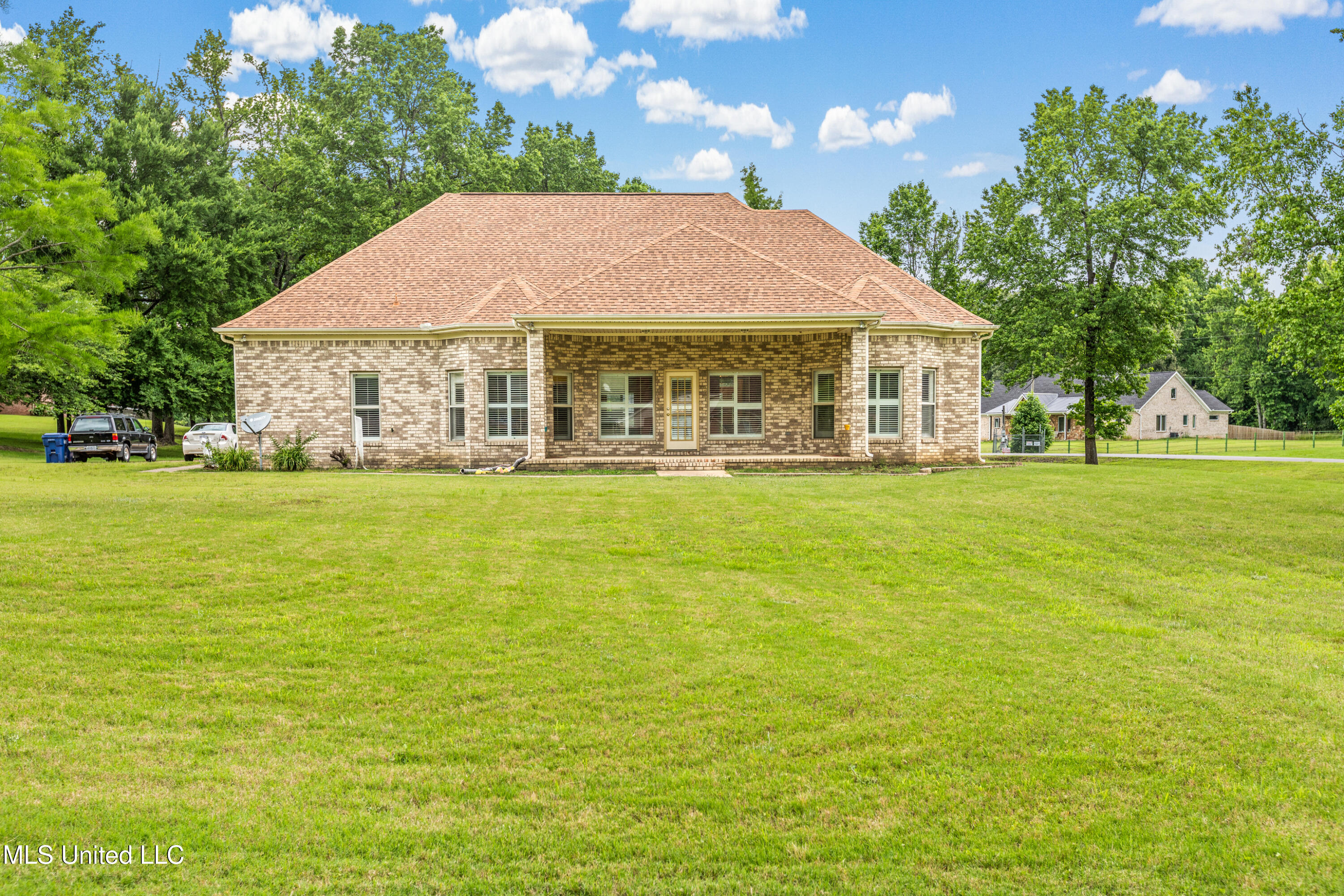 4343 Sharon Drive, Horn Lake, Mississippi image 9