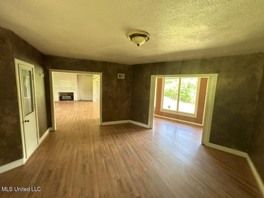 417 Boulevard Street, Lexington, Mississippi image 8