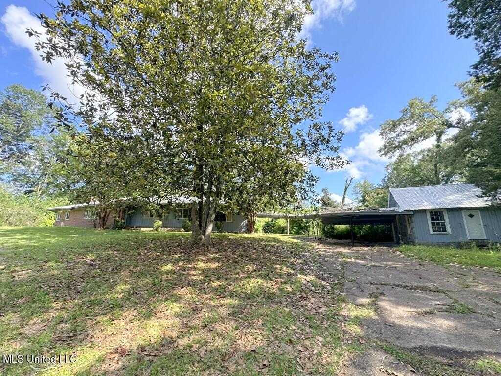 417 Boulevard Street, Lexington, Mississippi image 2