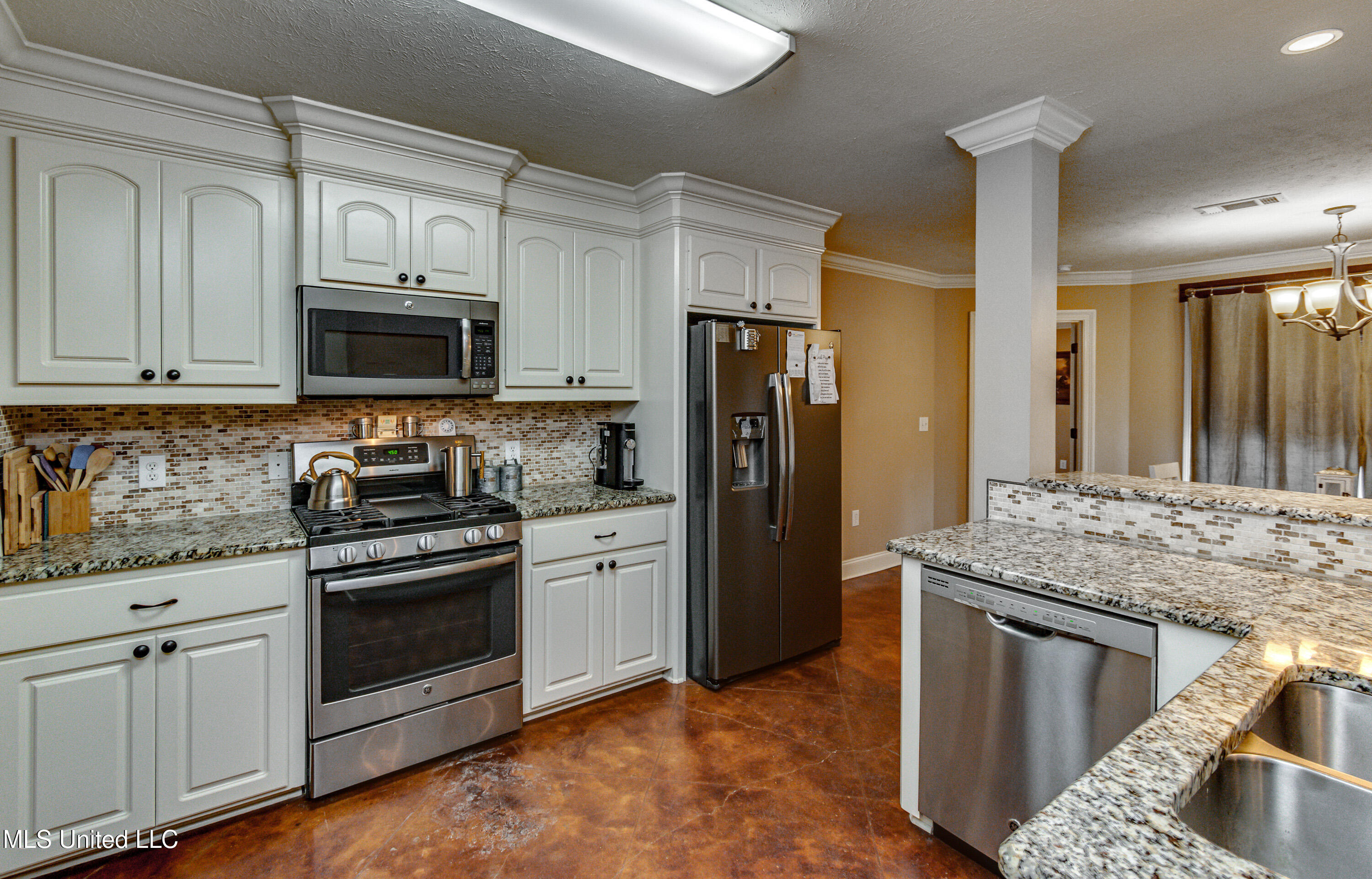 127 Woodridge Drive, Pearl, Mississippi image 15