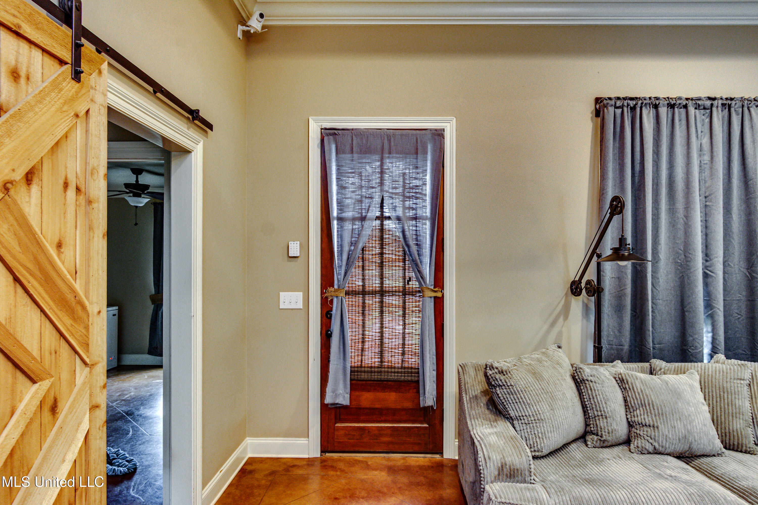 127 Woodridge Drive, Pearl, Mississippi image 3