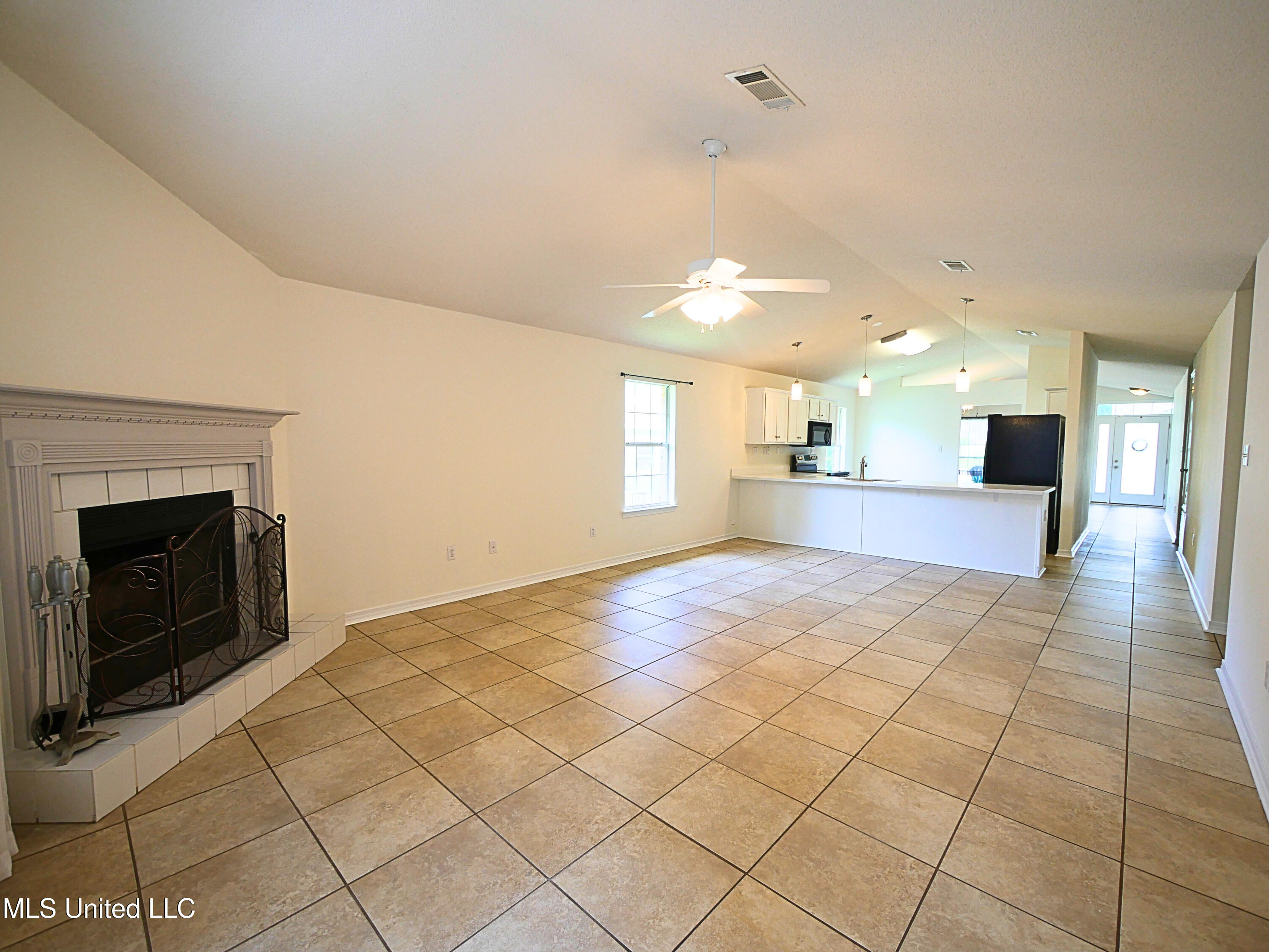 994 Muolea Court, Diamondhead, Mississippi image 9